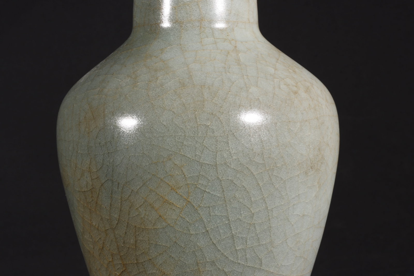 An Exquisite Guan yao Celadon Glazed Double-Ears Pot - 7