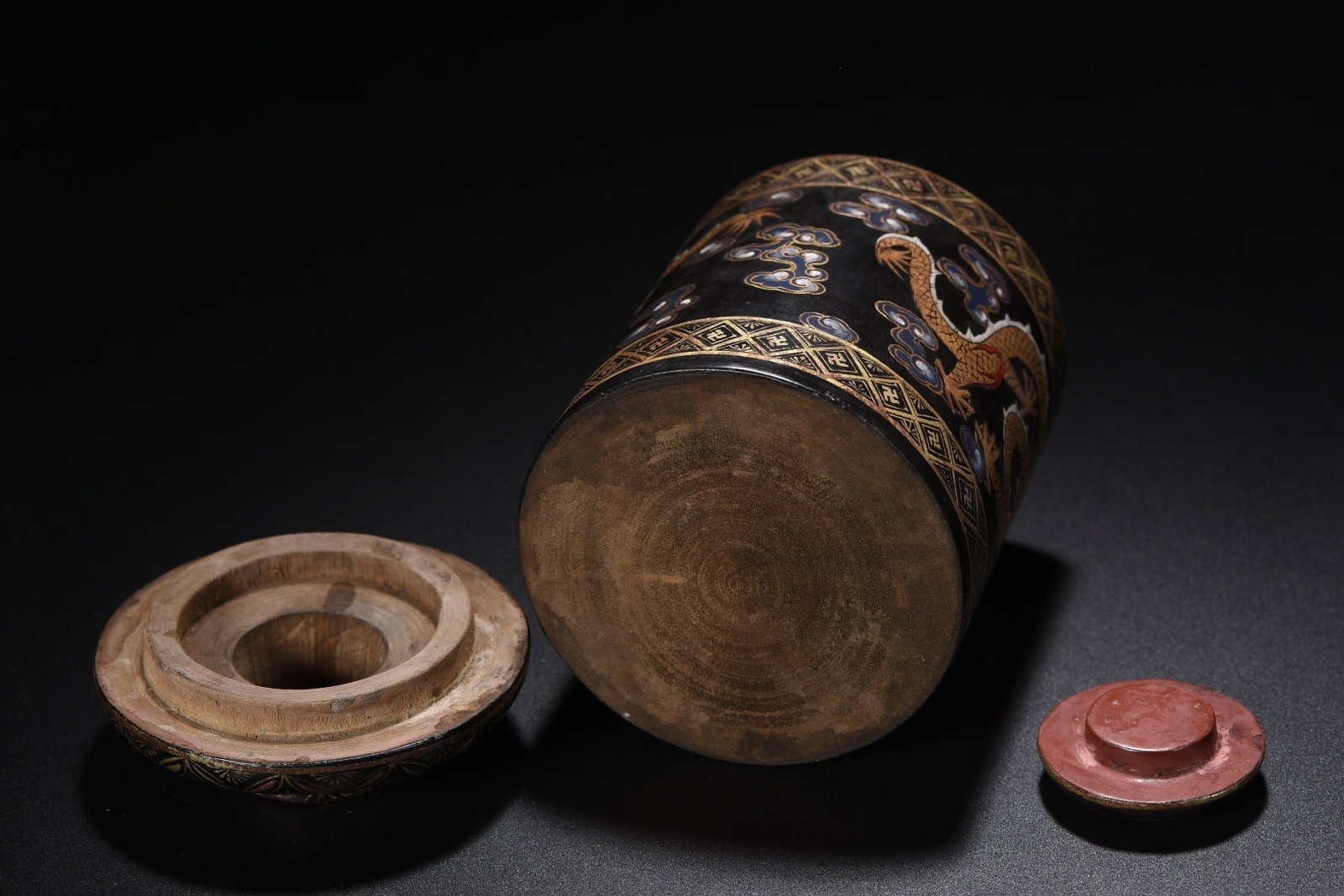 An Exquisite Carved Lacquer Auspicious Cloud and Dragon Pattern Jar - 9