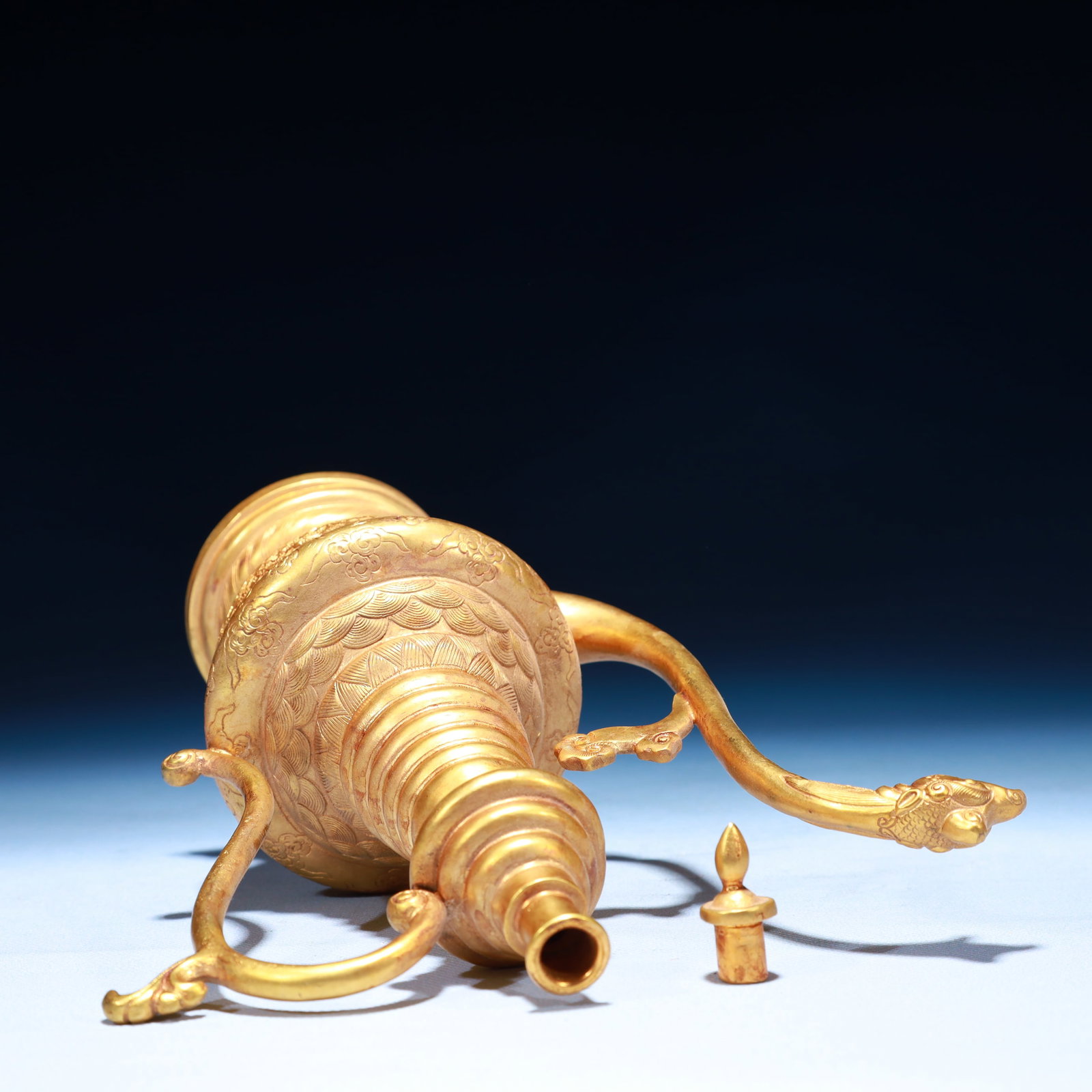 An Exquisite Gilt Bronze Phoenix Pattern Ewer - 12