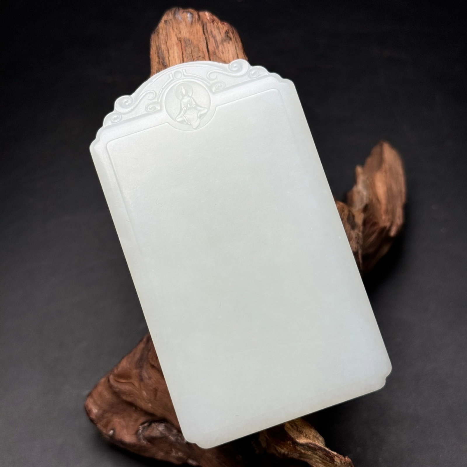 An Exquisite White Jade Pendant - 3