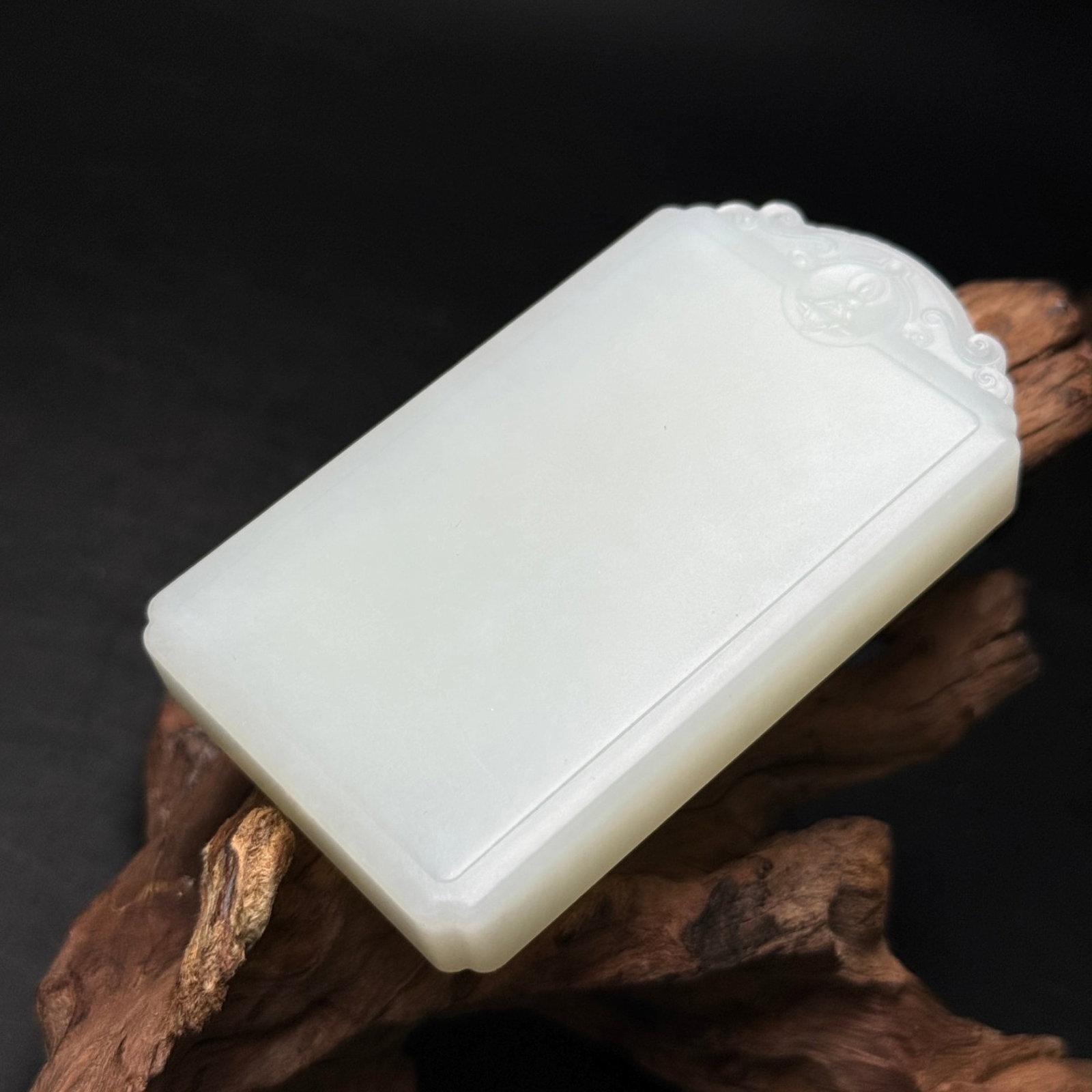 An Exquisite White Jade Pendant - 4