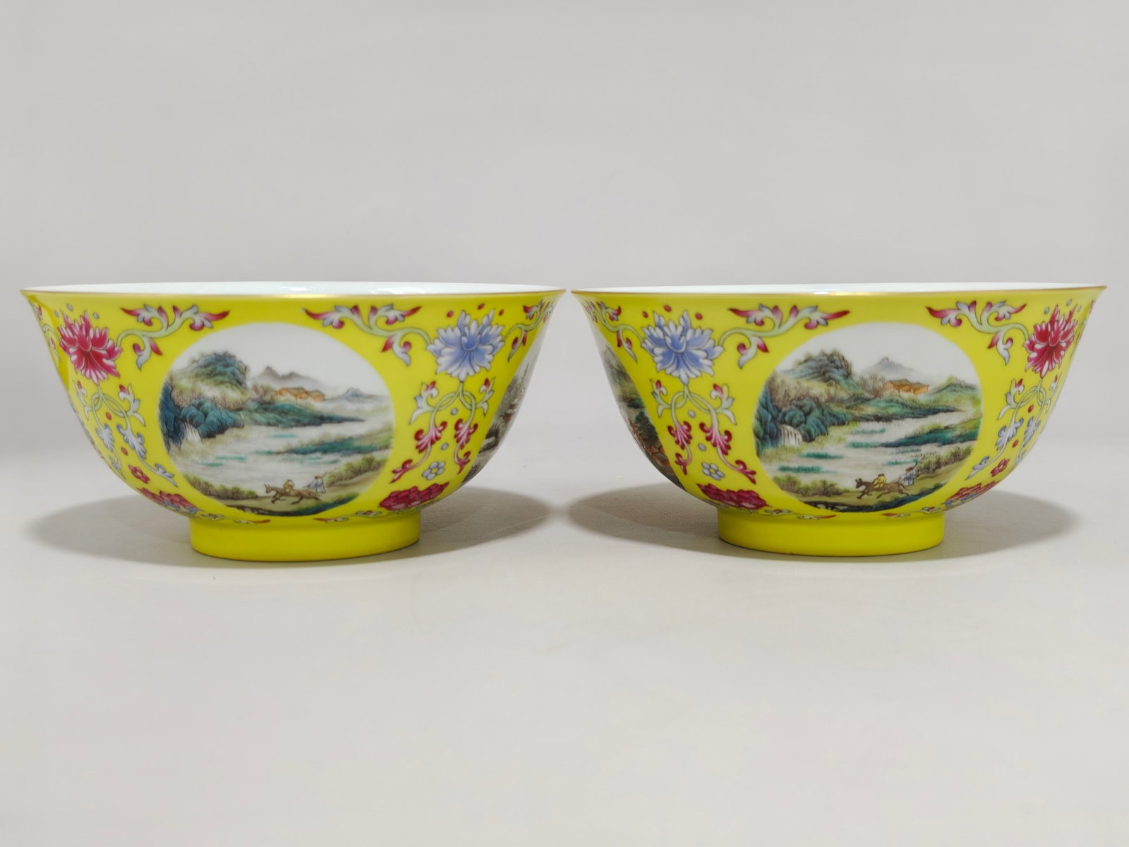 A Pair of Exquisite Yellow Ground Famille-Rose Landscape Pattern Bowls (1 of 9)