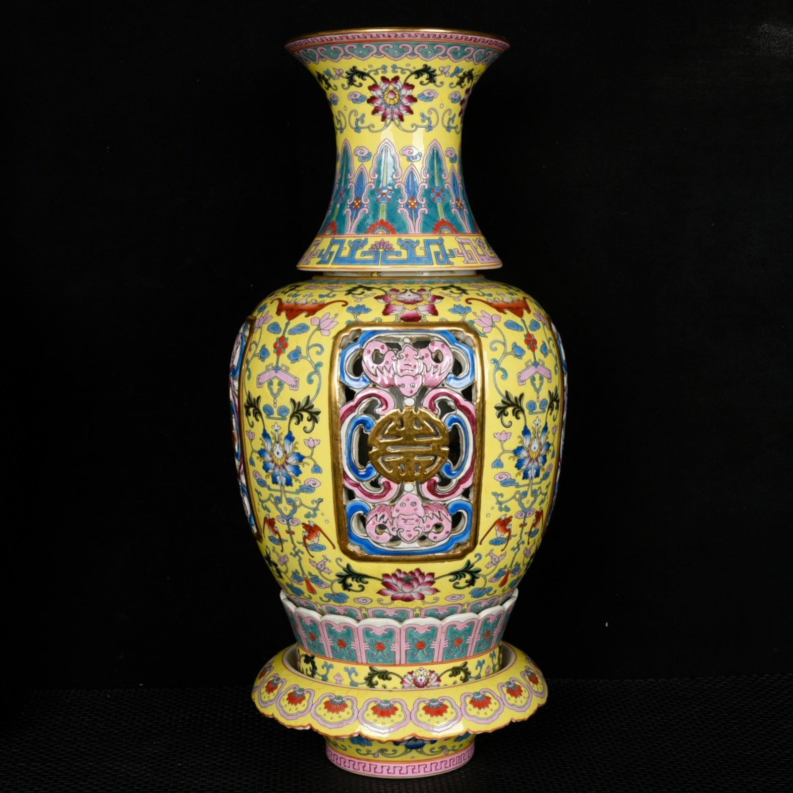A Huge Yellow Ground Enamel Painted Gold Lotus and Shou-Character Pattern Vase (1 of 9)