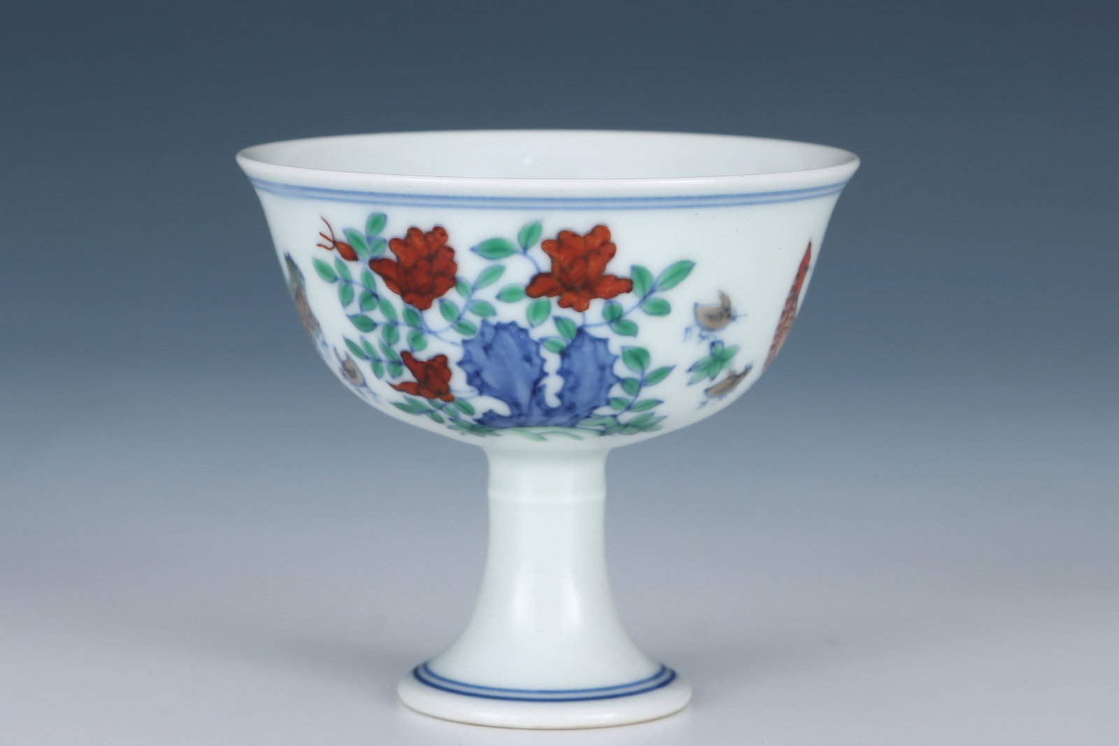 An Exquisite Doucai Flower and Rooster Pattern Stem Cup - 3