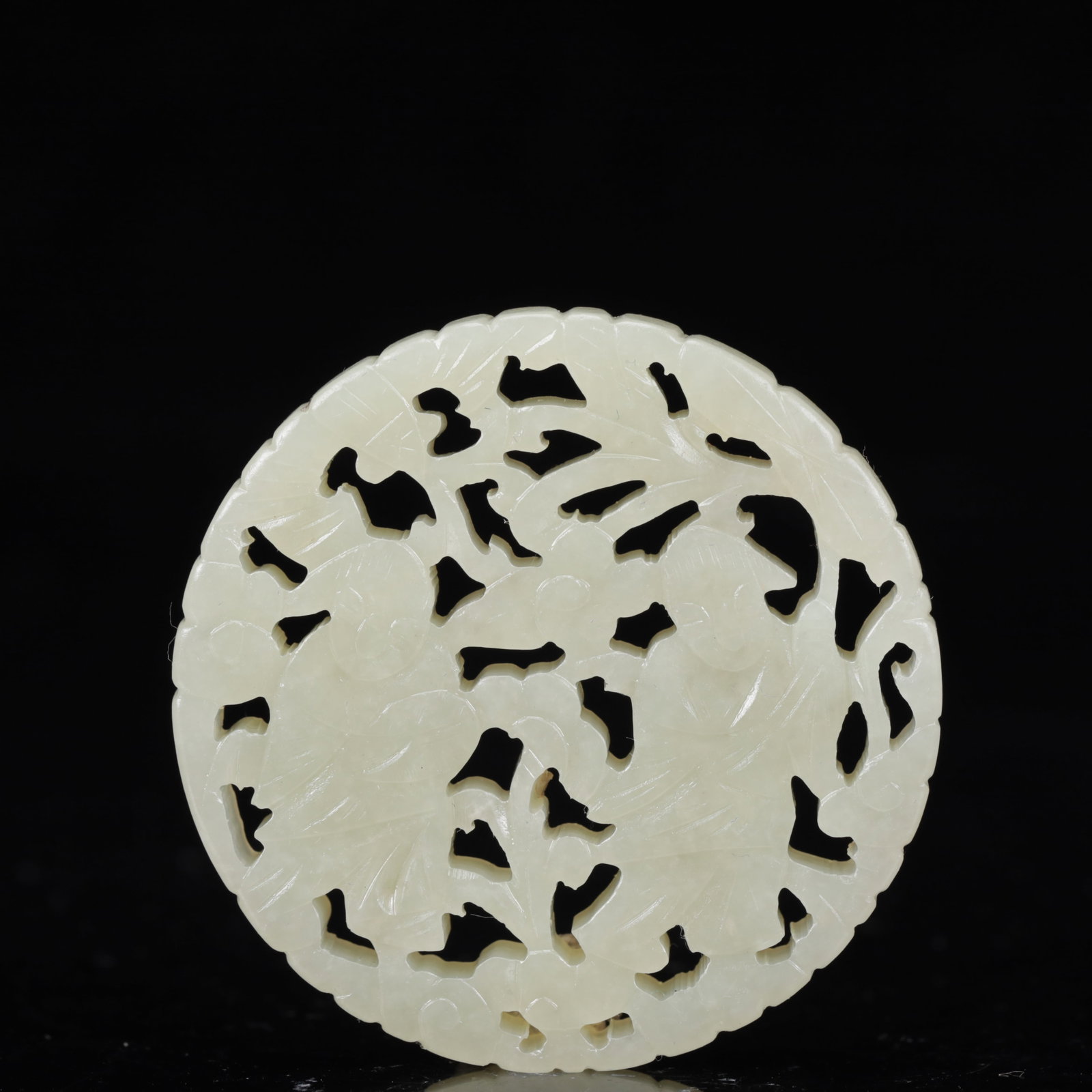 An Exquisite White Jade Character and Story Pattern Jade Pendant (1 of 4)