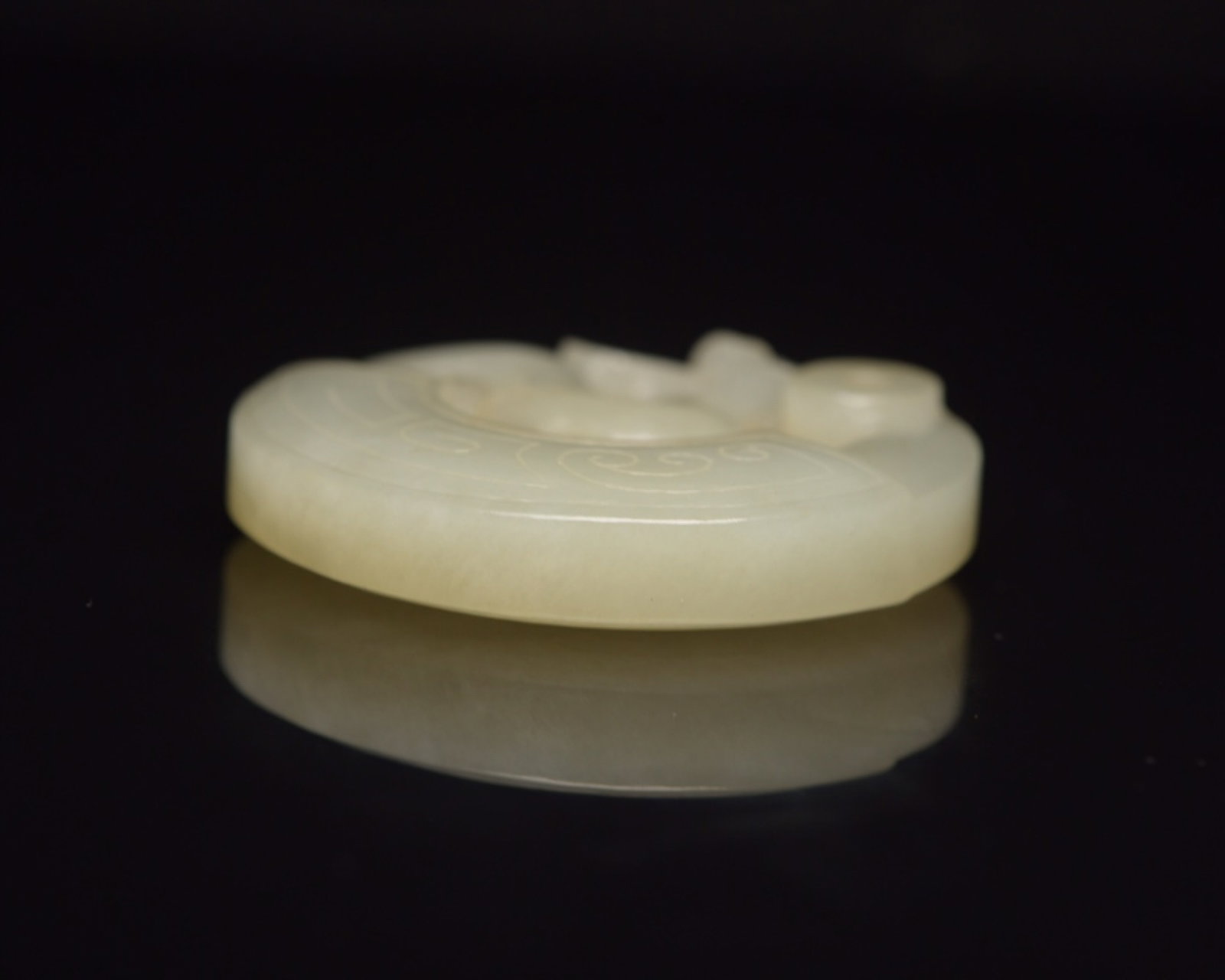 An Exquisite White Jade Phoenix Pattern Pendant - 4