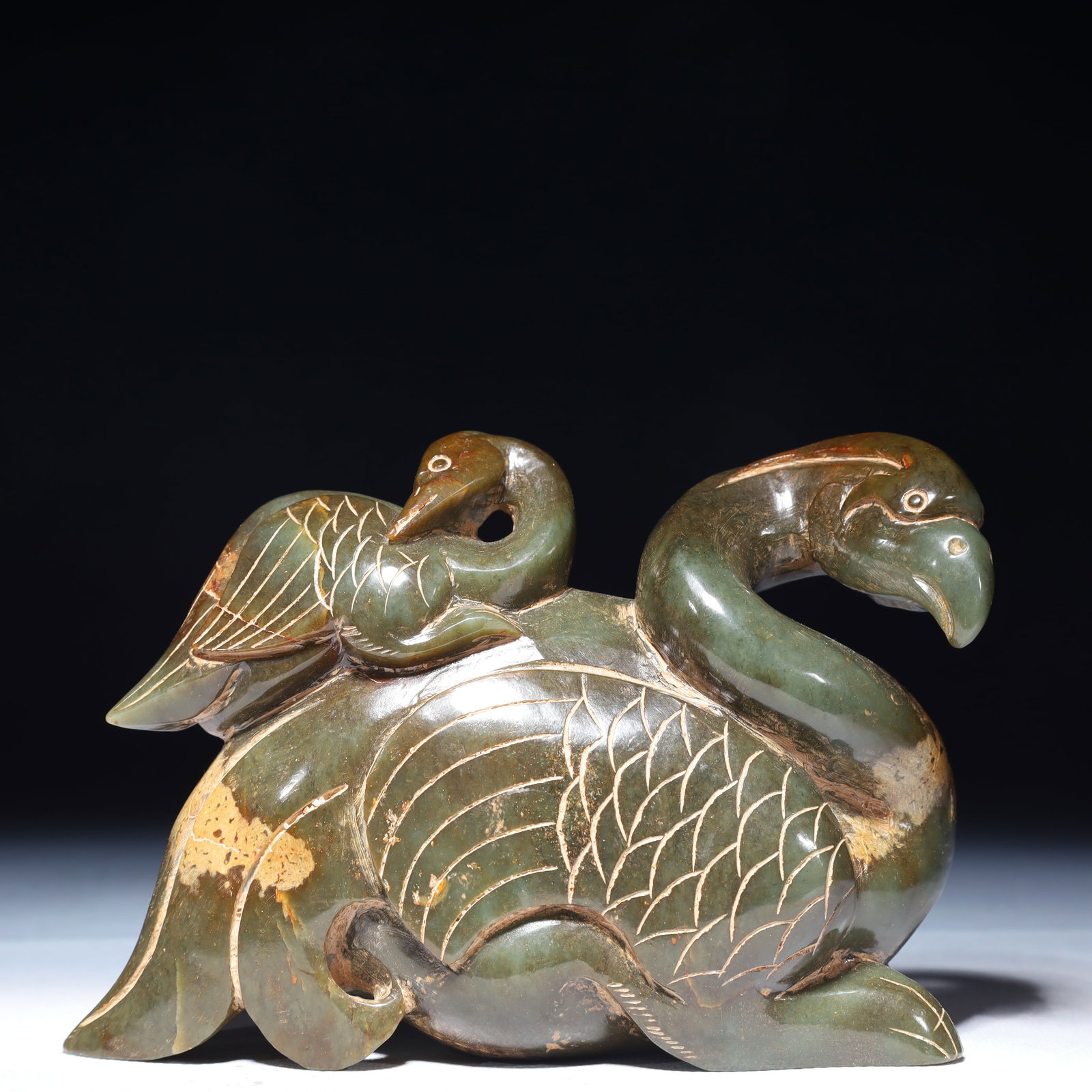 An Exquisite Jasper Goose Ornament: An Exquisite Jasper Goose Ornament,Qing Dynasty,China,Size:6.3inx2.8inx4.3in,Weight:1700g 碧玉鹅摆件,中国清代