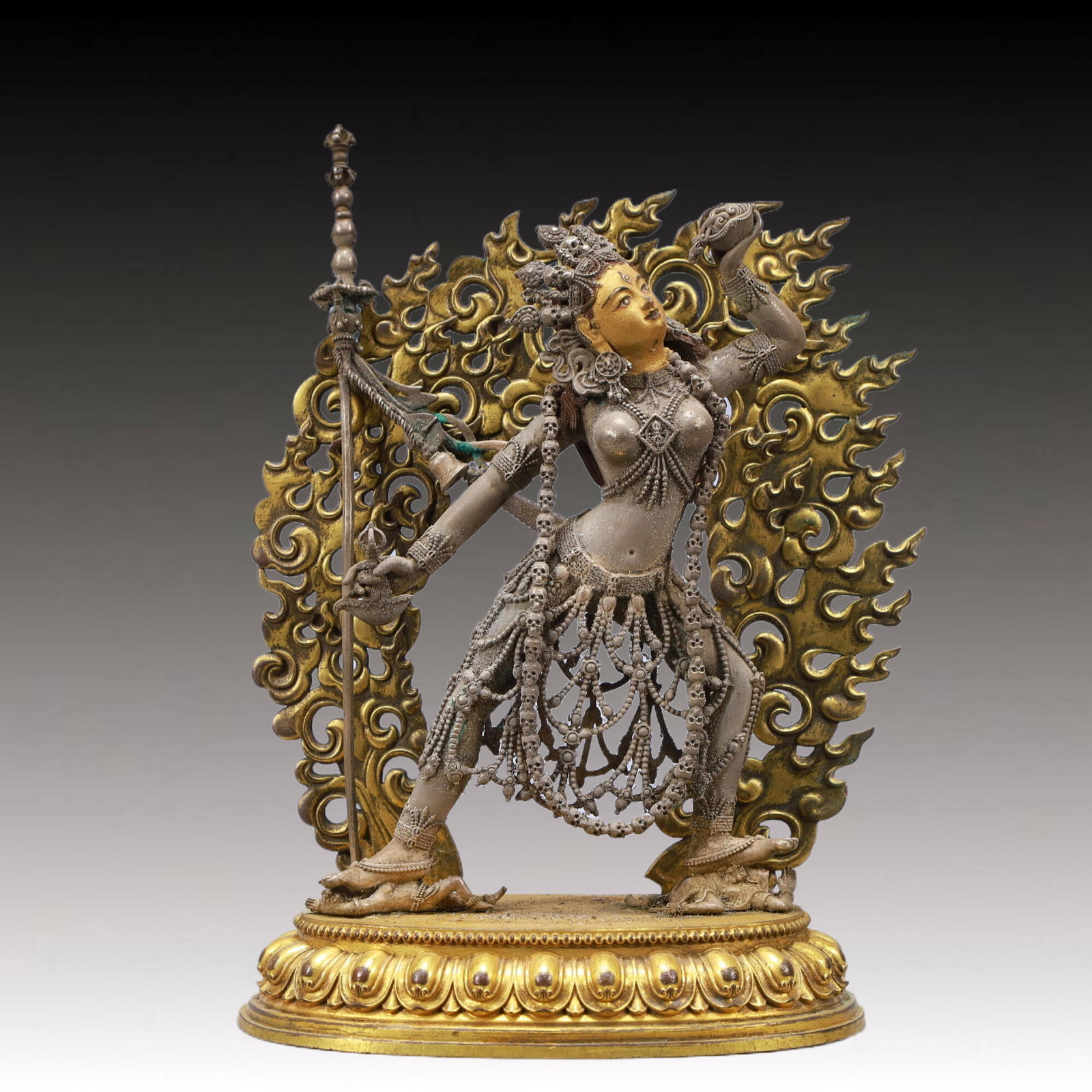 A Solemn Gilt Bronze Statue of Bodhisattva (1 of 10)