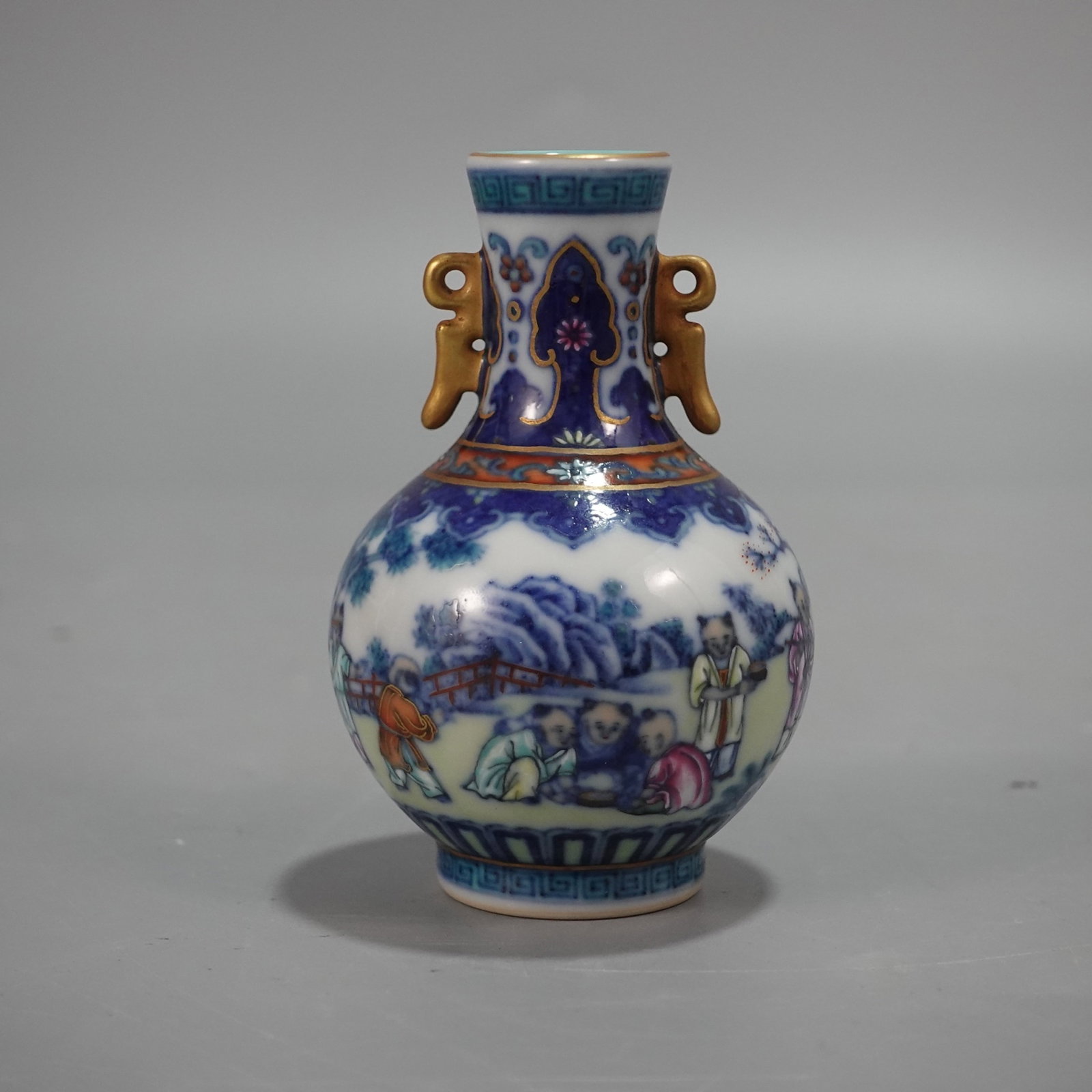 An Exquisite Doucai Figure Pattern Double-Ears Vase - 3