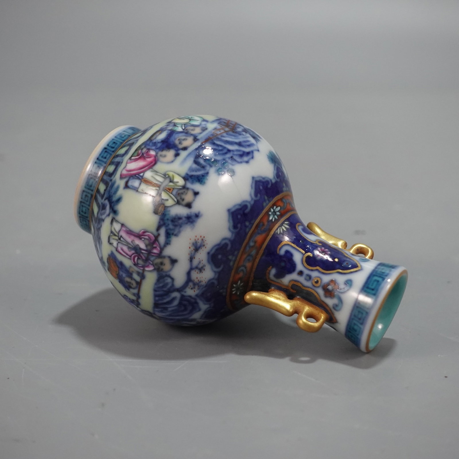 An Exquisite Doucai Figure Pattern Double-Ears Vase - 5