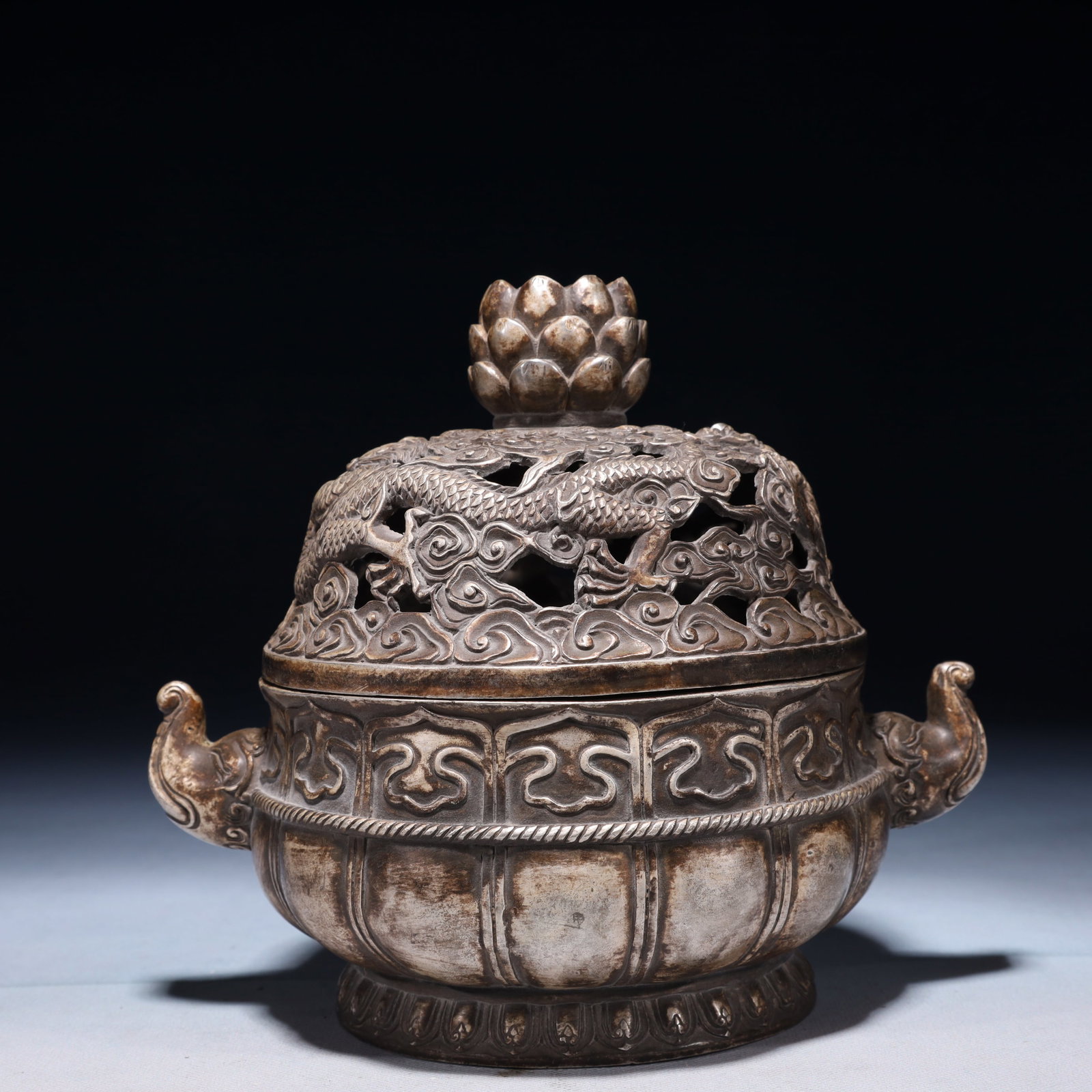 An Exquisite Silver-plated Bronze Auspicious Cloud and Dragon Pattern Elephant-Ears Censer: An Exquisite Silver-plated Bronze Auspicious Cloud and Dragon Pattern Elephant-Ears Censer,Qing Dynasty,China,Size:8.3inx6.1inx7.5in,Weight:1750g