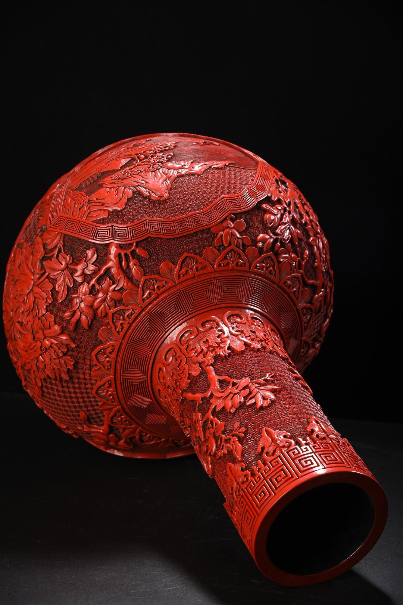 An Exquisite Carved Red Lacquer Landscape Pattern Vase - 8