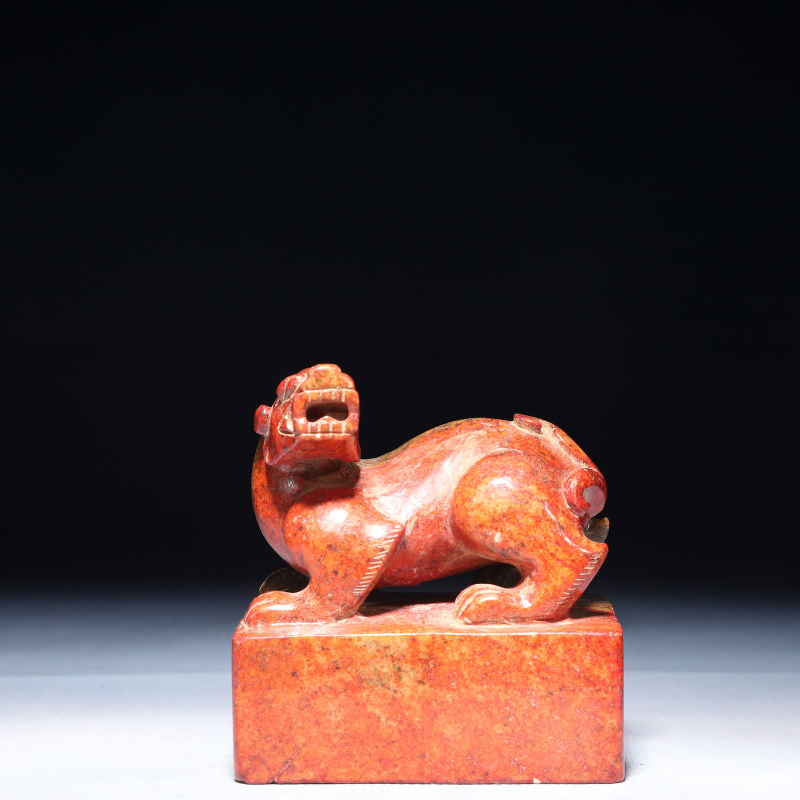 An Archaic Archaic Jade Auspicious Beast Seal: An Archaic Archaic Jade Auspicious Beast Seal,Ancient Time,China,Size:3.5inx2.4inx3.7in,Weight:1000g