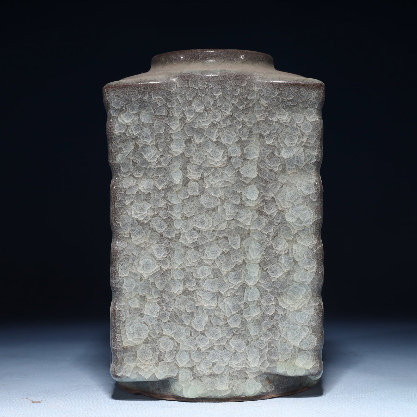 An Exquisite Ru yao Vase - 5