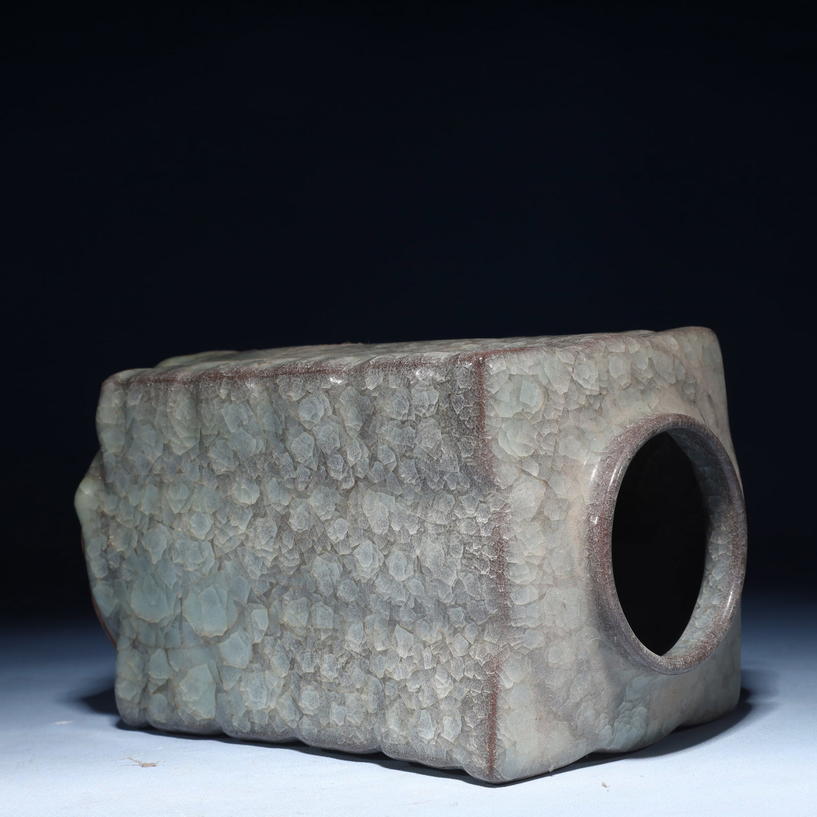 An Exquisite Ru yao Vase - 6