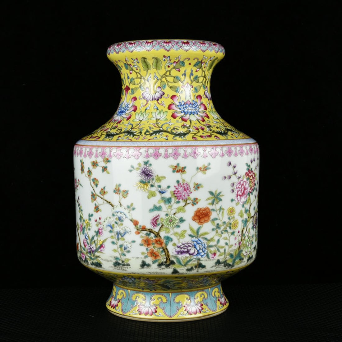 A Rare Enamel Painted Gold Flower Pattern Vase (1 of 9)