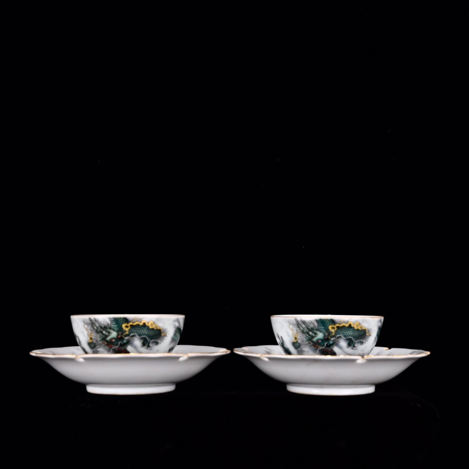 A Pair of Exquisite Enamel Dragon Pattern Cups (1 of 9)