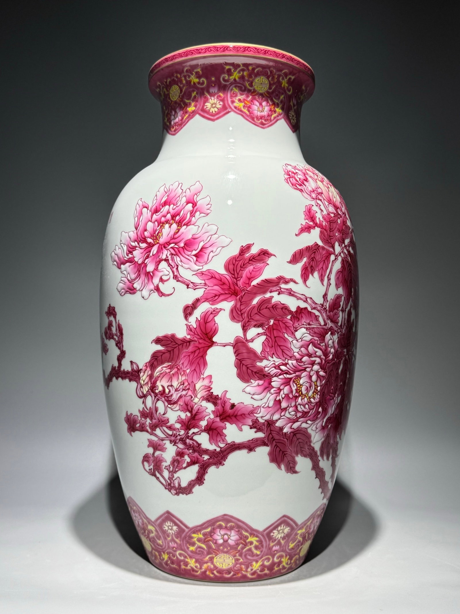 A Huge Ruby red-Glazed Peony Pattern Vase,with poem - 2