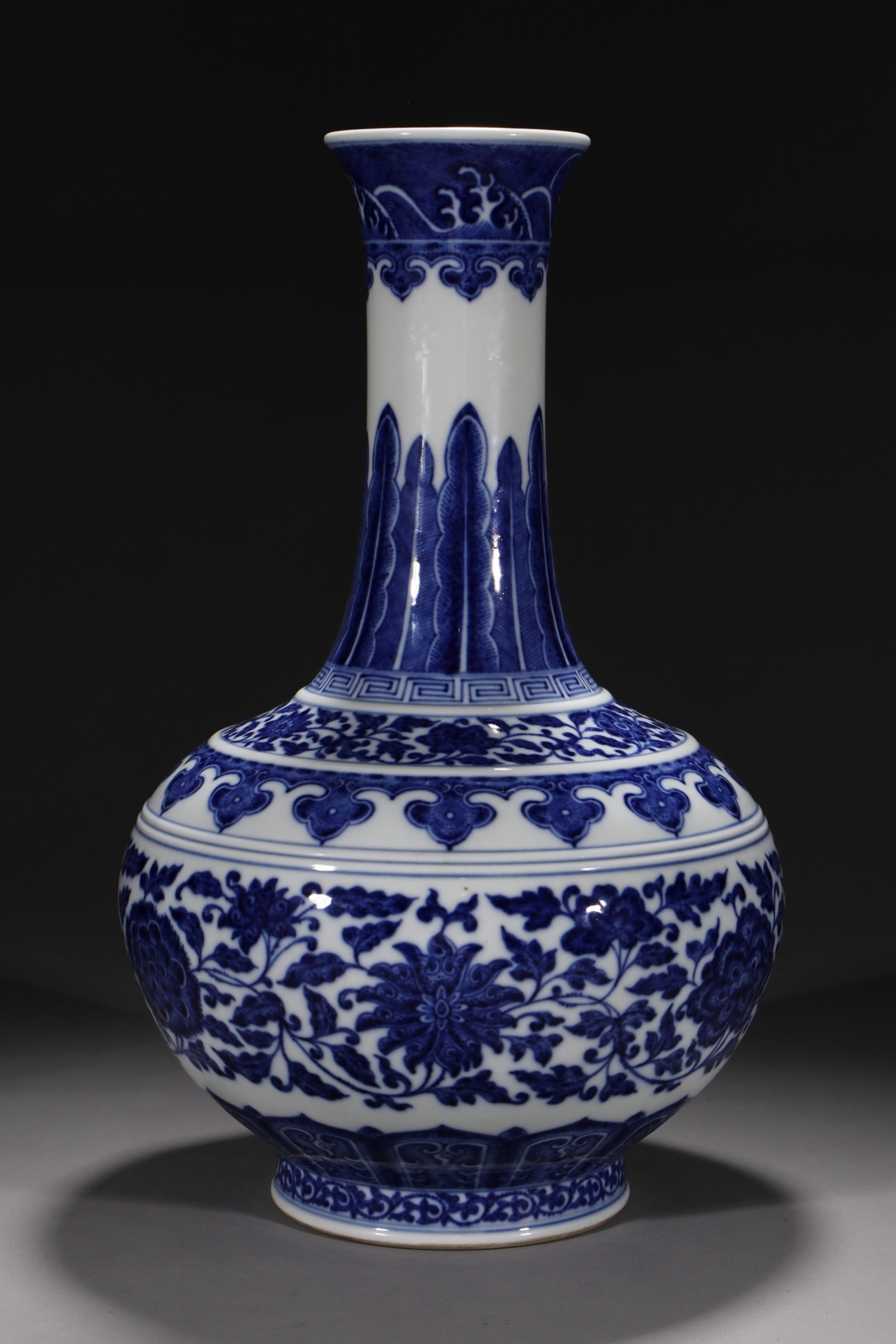 A Rare Blue and White Lotus Pattern Vase: A Rare Blue and White Lotus Pattern Vase,Qing Dynasty,China,Qianlong Six-character Mark,Size:15.6in