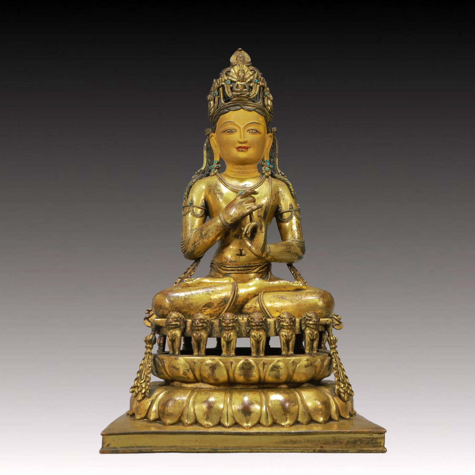 A Solemn Gilt Bronze Statue of Avalokitesvara,Inlaid Turquoise: A Solemn Gilt Bronze Statue of Avalokitesvara,Inlaid Turquoise,Ming Dynasty, China,Size:10.6inx8.4inx17.6in,Weight:8300g