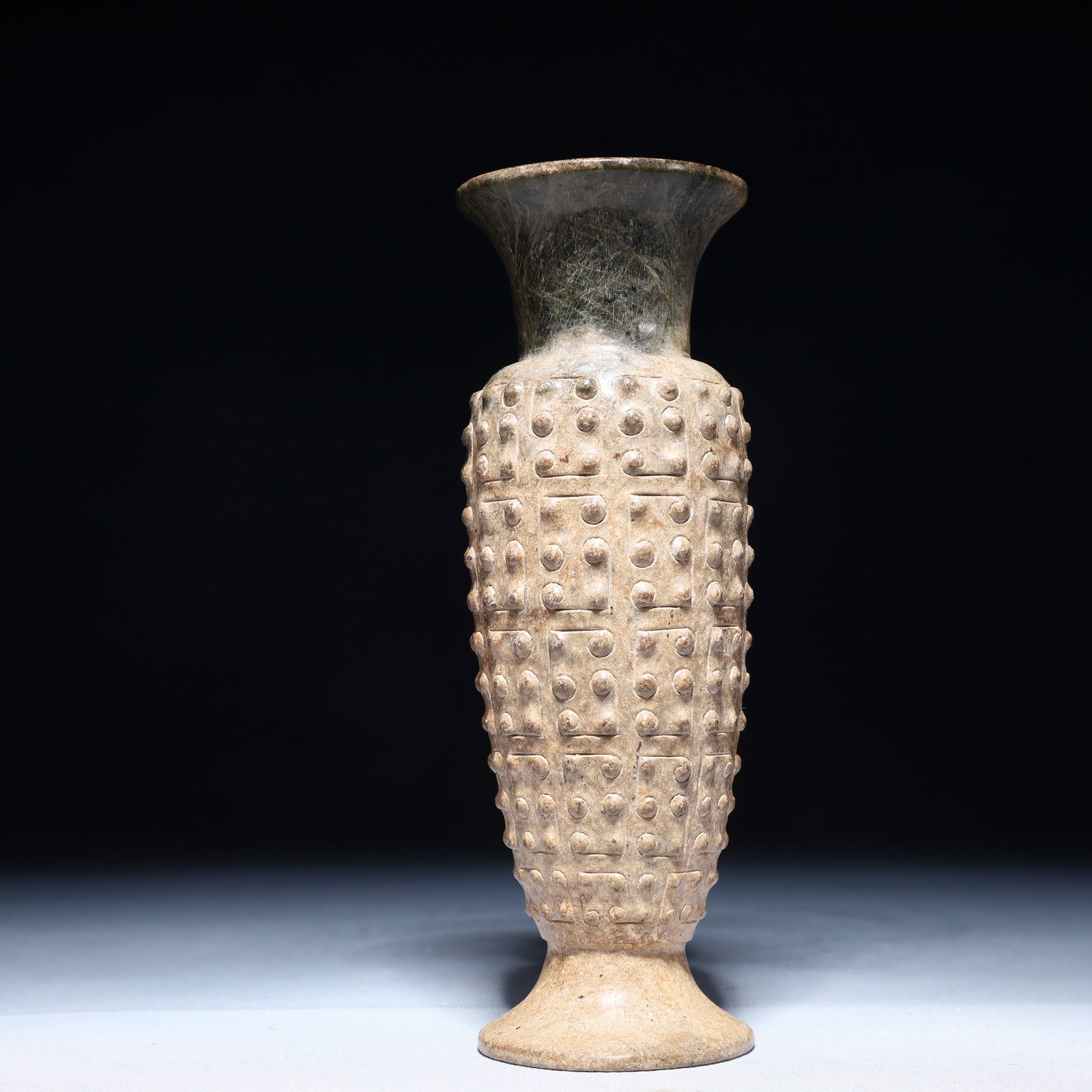An Archaic Archaic Jade Vase: An Archaic Archaic Jade Vase,Ancient Time,China,Size:2.4inx6.7in,Weight:500g 高古玉瓶,中国远古时期