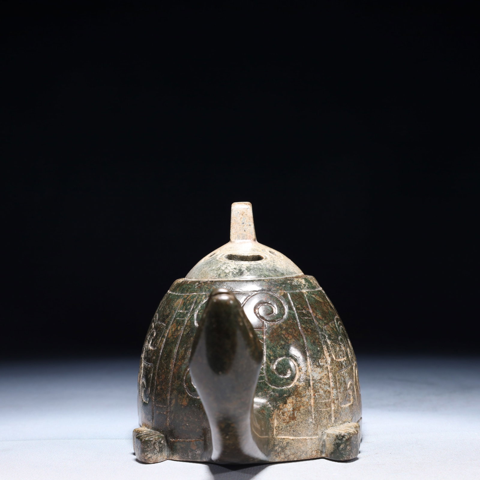 An Exquisite Jasper Beast Ornament - 3