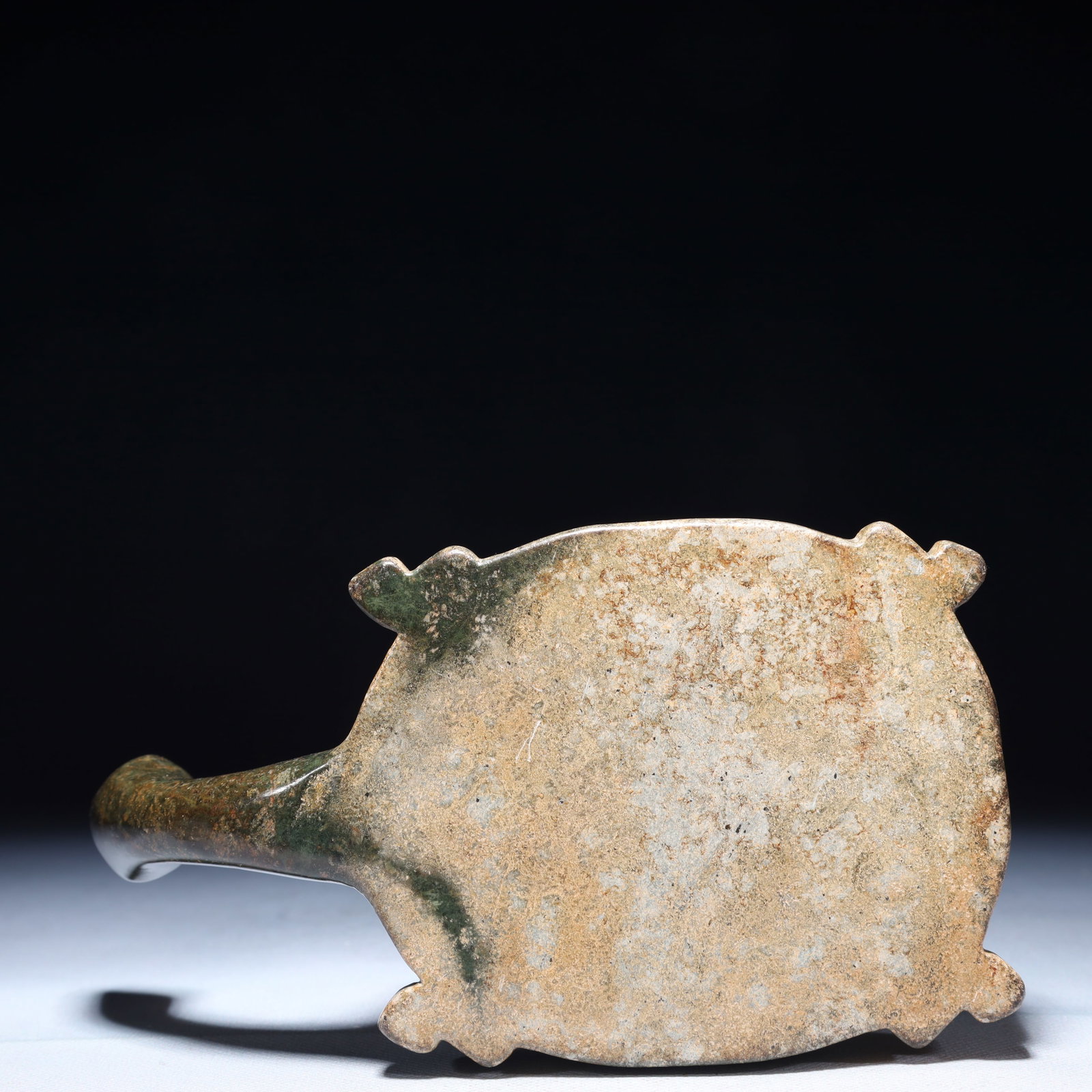 An Exquisite Jasper Beast Ornament - 9