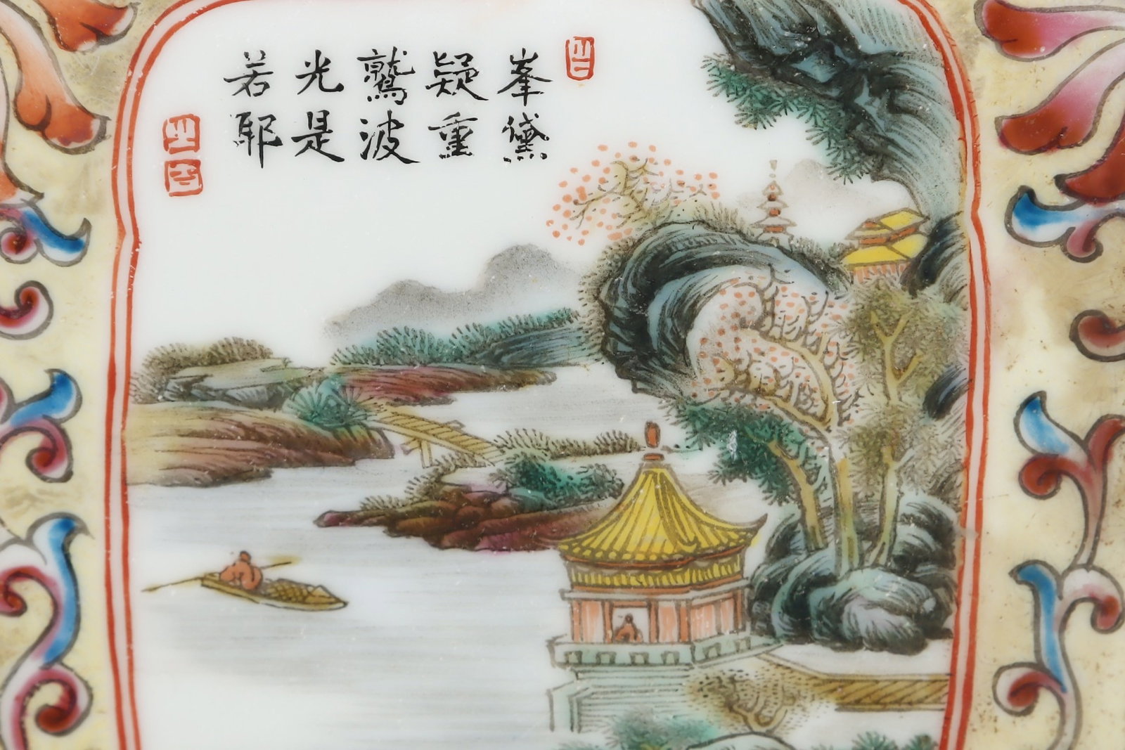 An Exquisite Enamel Landscape Pattern Teapot - 4