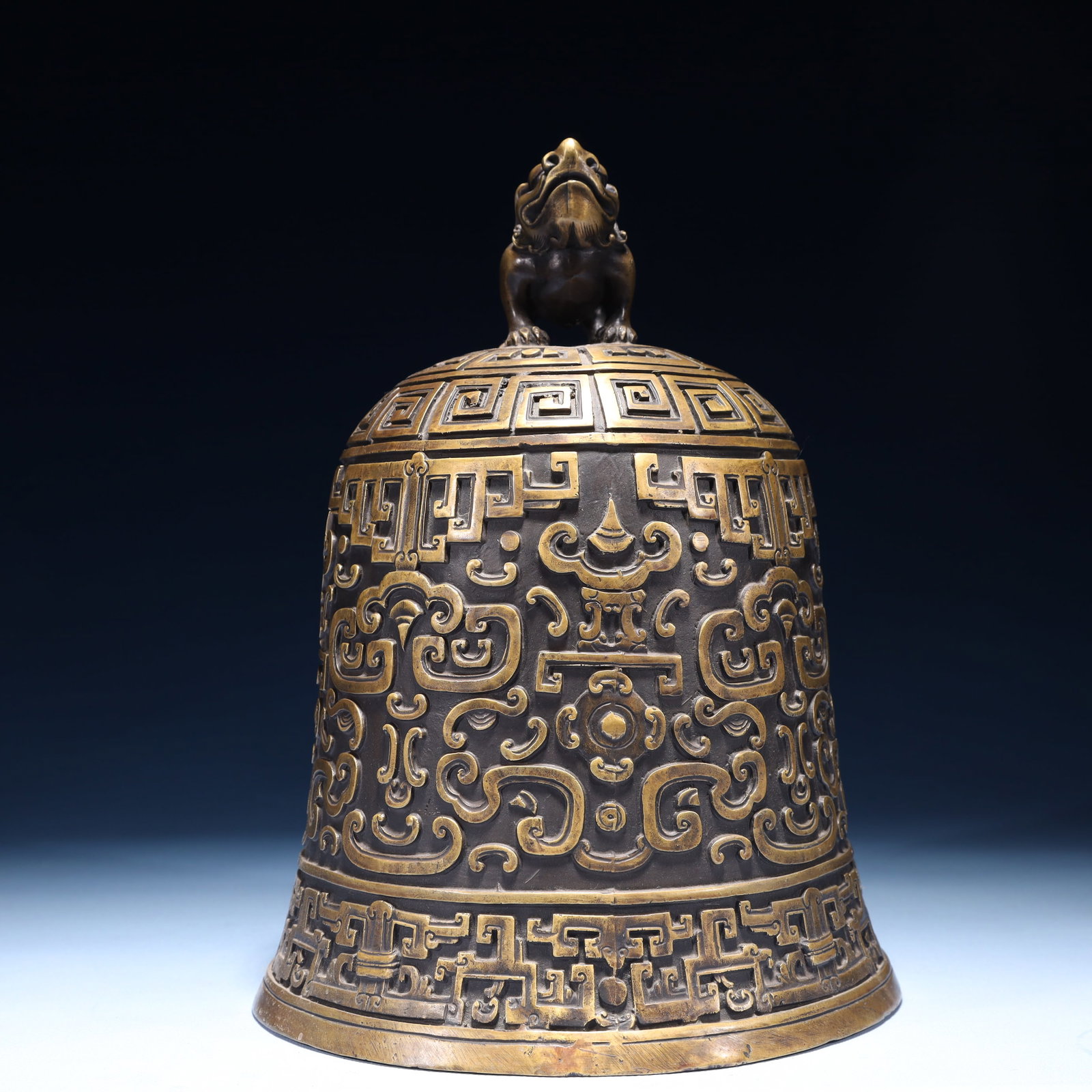 An Exquisite Bronze Flower Pattern Chime - 5
