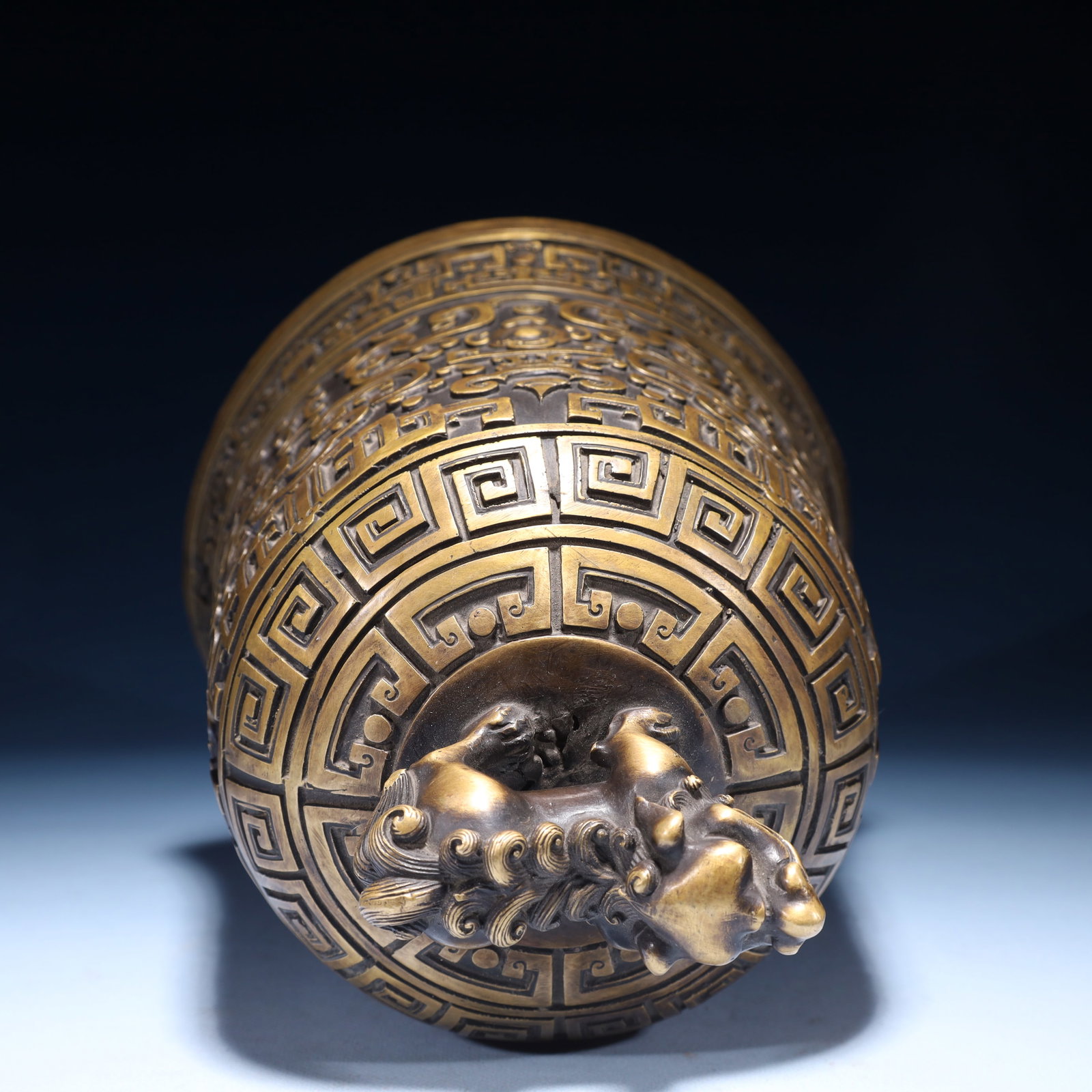 An Exquisite Bronze Flower Pattern Chime - 9