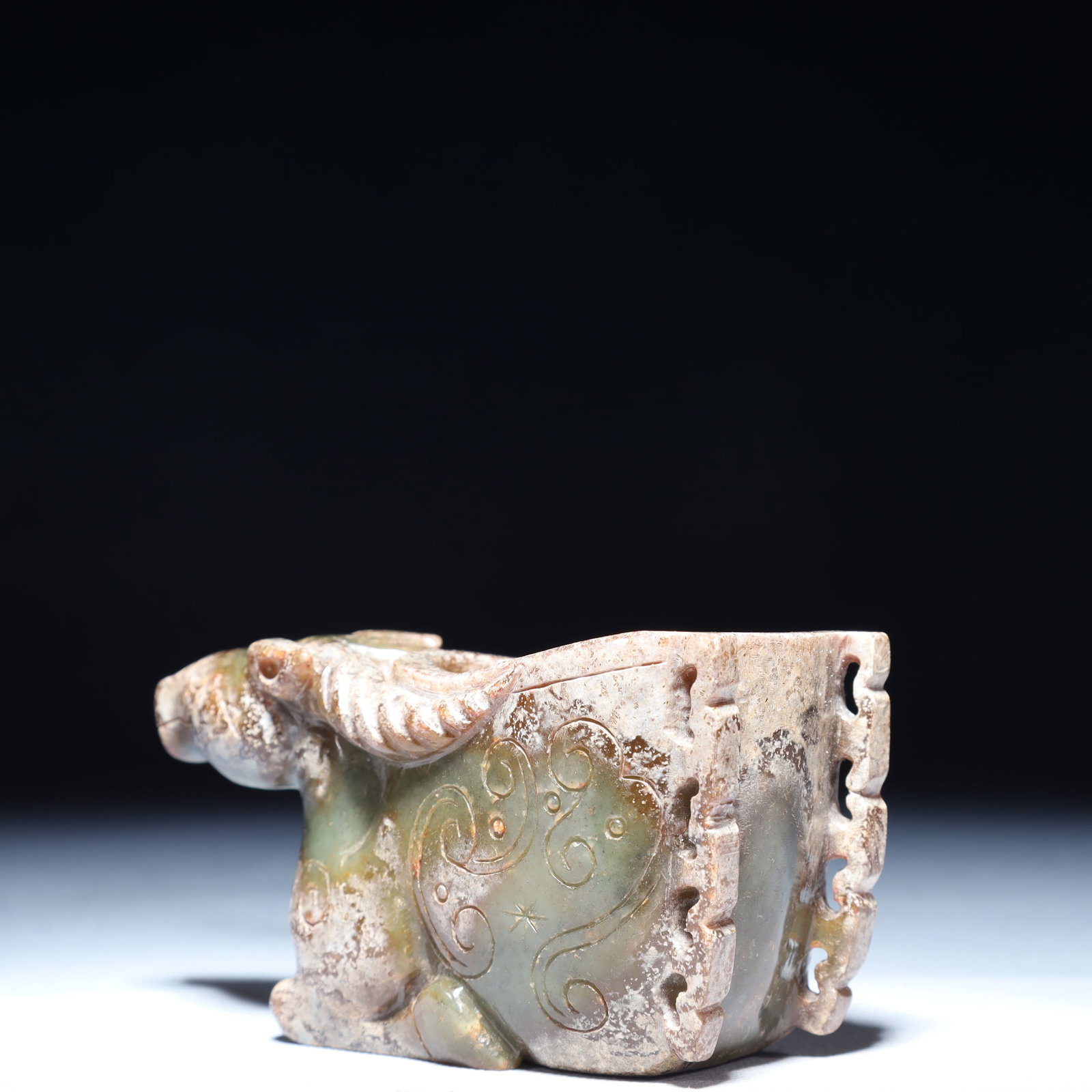 An Exquisite Green Jade Auspicious Cloud Pattern Buffalo Ornament - 6