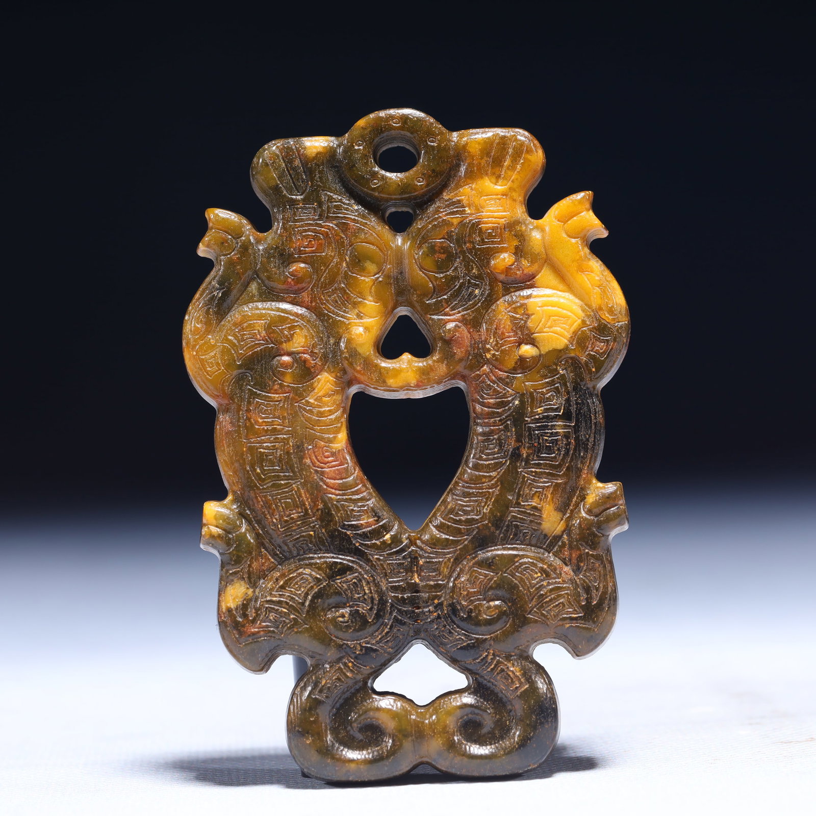 An Exquisite Archaic Jade Beast Pattern Pendant - 5