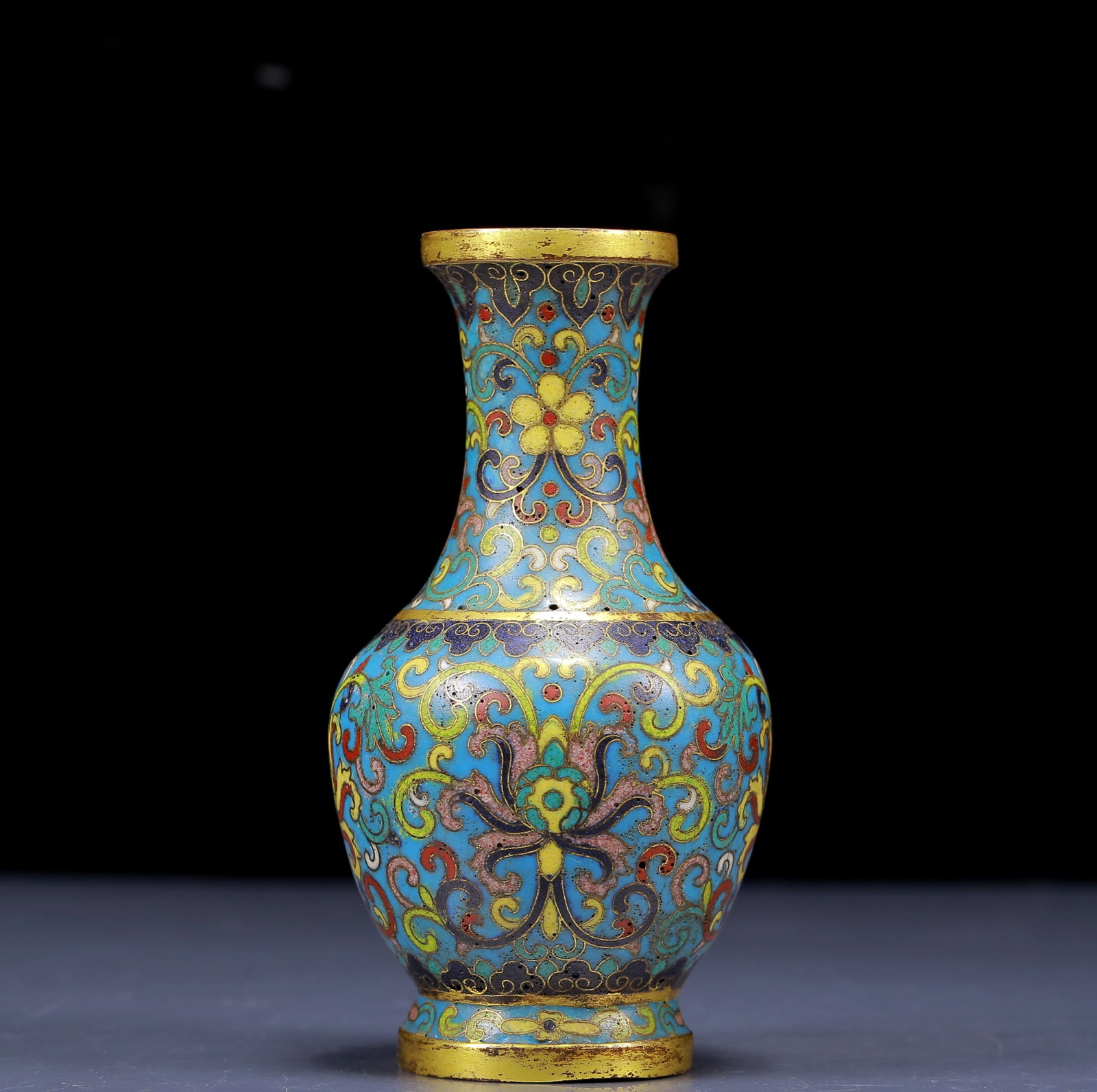An Exquisite Cloisonne Lotus Pattern Vase - 4