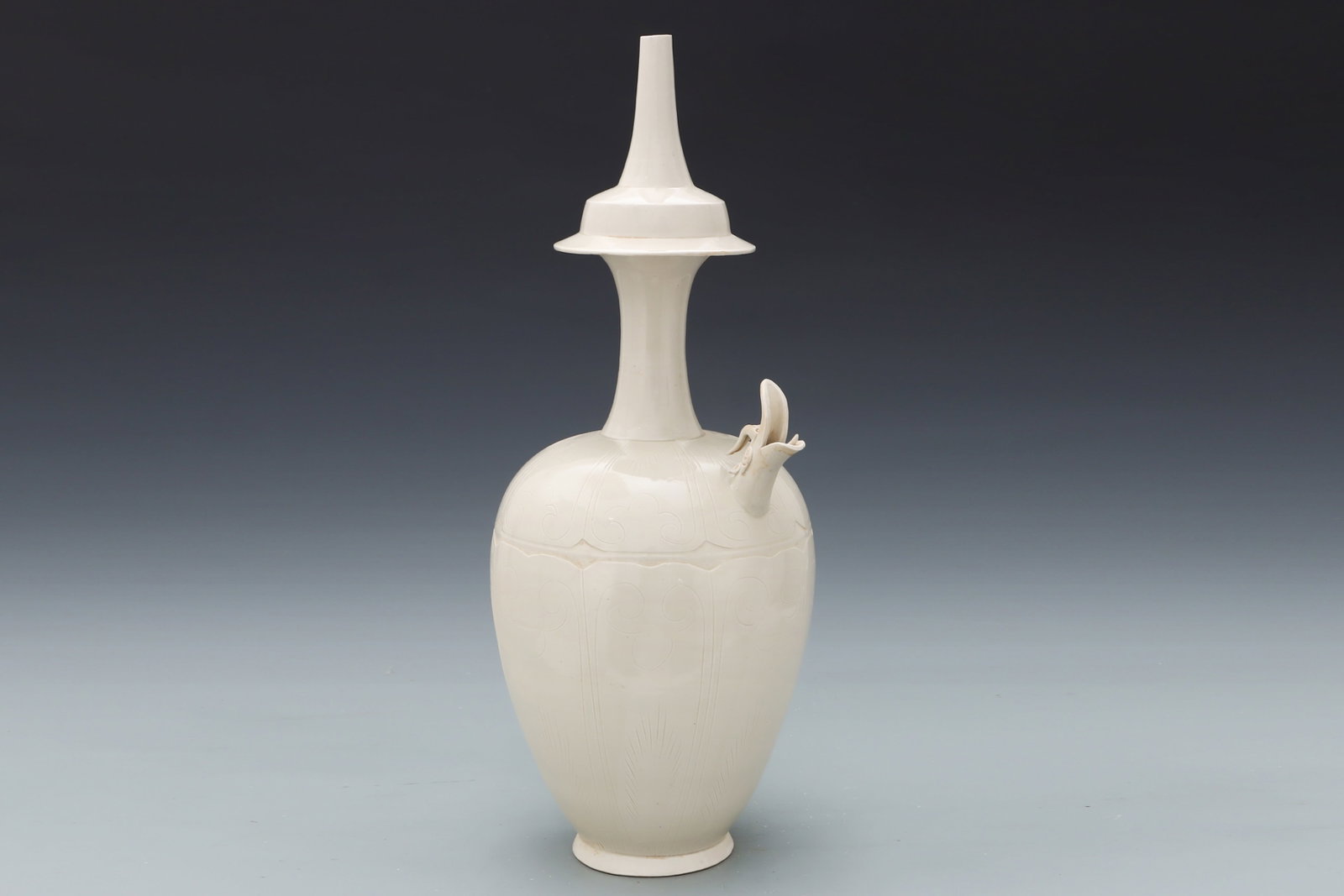 A Huge Ding yao White Glazed Flower Pattern Vase - 5