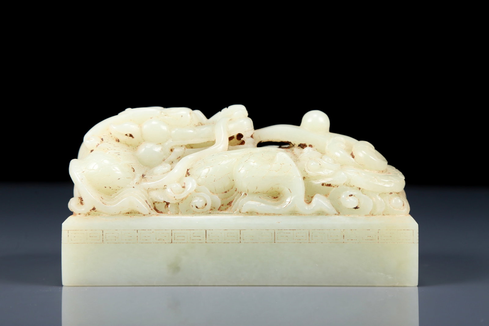 An Exquisite White Jade Dragon pattern seal - 4