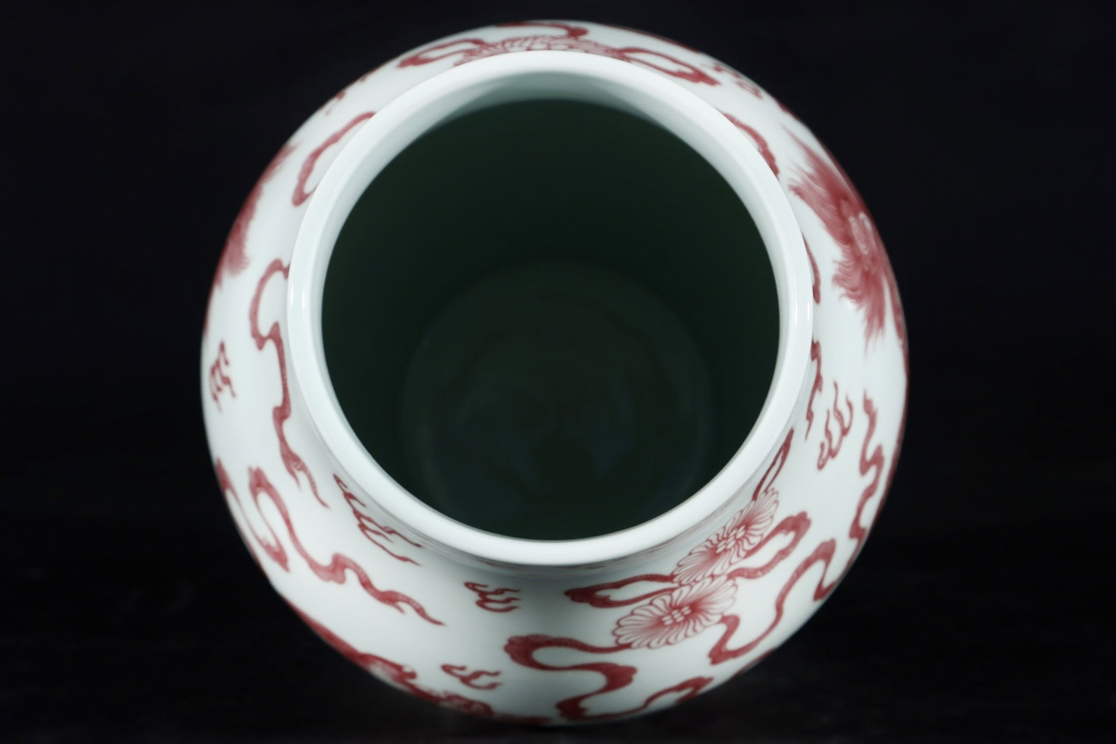 A Rare Underglaze-Red Lion Pattern Vase - 8