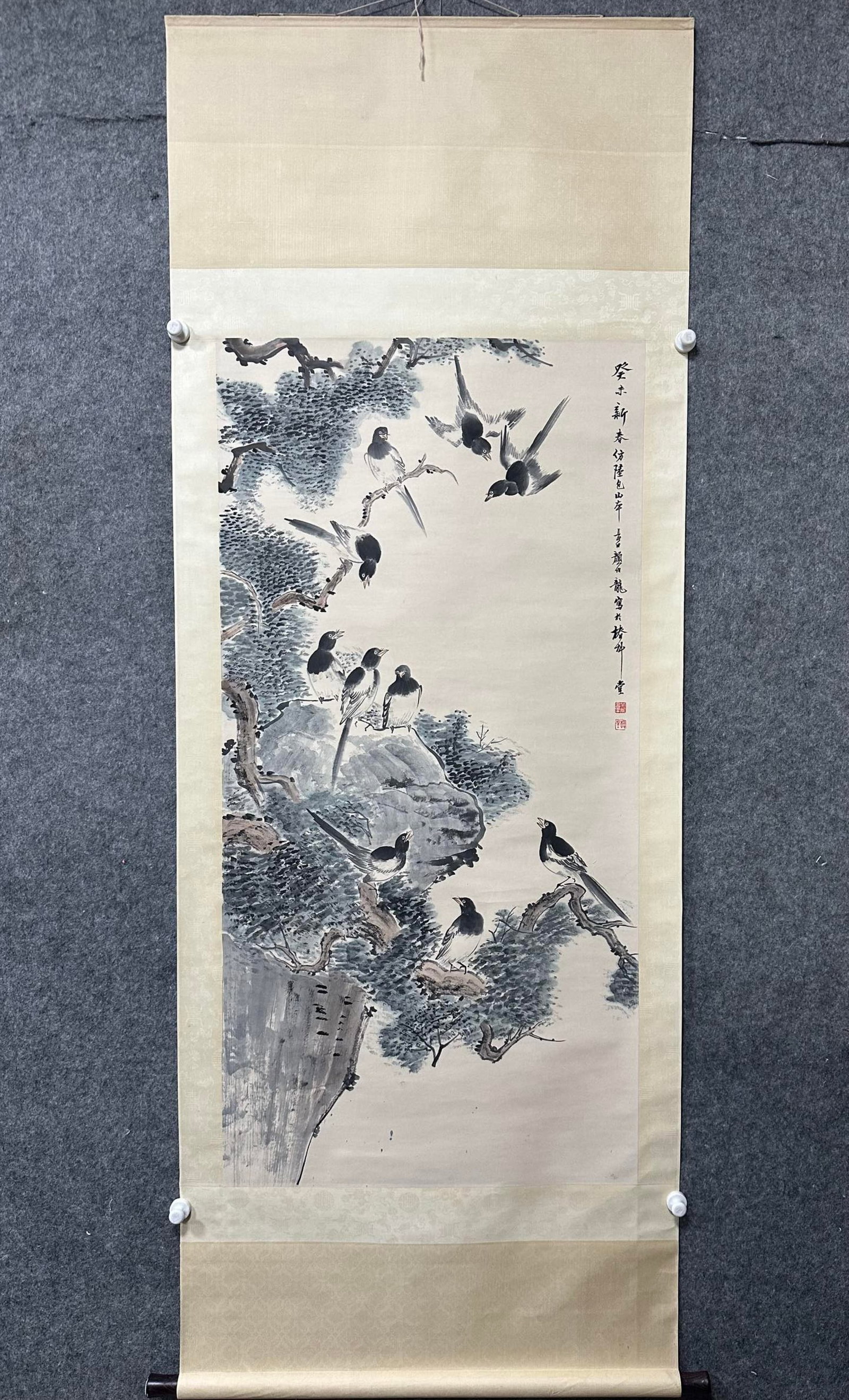 A Chinese Vertical Scroll Ink Painting of Flower and Bird on Paper: A Chinese Vertical Scroll Ink Painting of Flower and Bird on Paper,Yan Bailong,Size:26.8inx53.9in