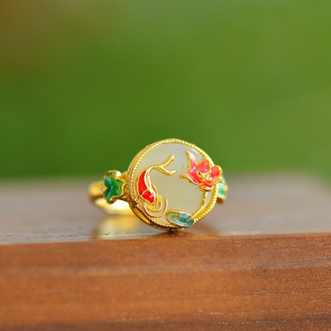 An Exquisite Sterling Silver-Gold Plated Inlaid White Jade Enamel Ring: An Exquisite Sterling Silver-Gold Plated Inlaid White Jade Enamel Ring, 纯银镀金镶白玉珐琅戒指