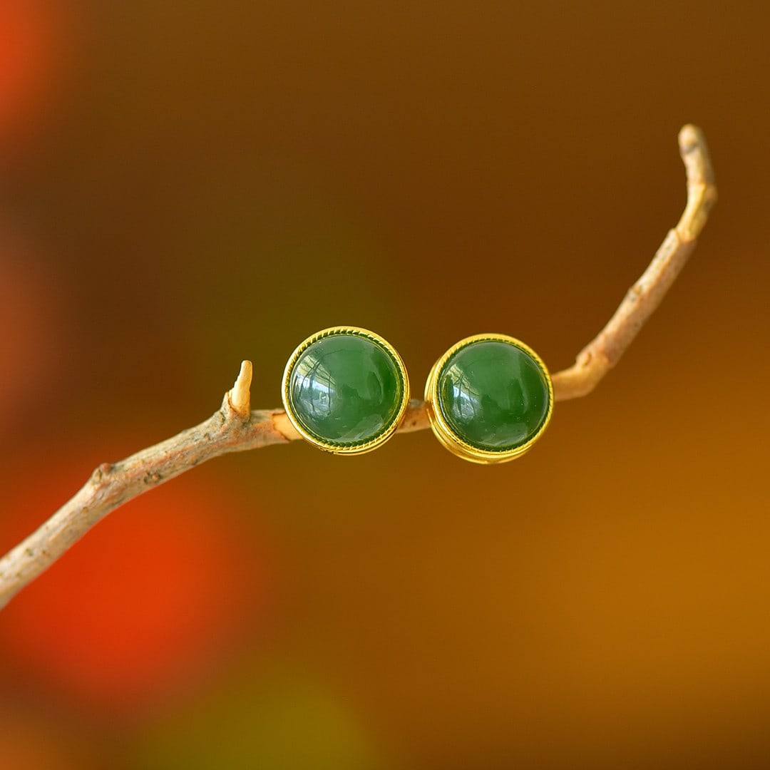A Pair of Exquisite Sterling Silver-Gold Plated Inlaid Jasper Earrings: A Pair of Exquisite Sterling Silver-Gold Plated Inlaid Jasper Earrings,Size:0.4inx0.4in 一对纯银镀金镶碧玉耳环
