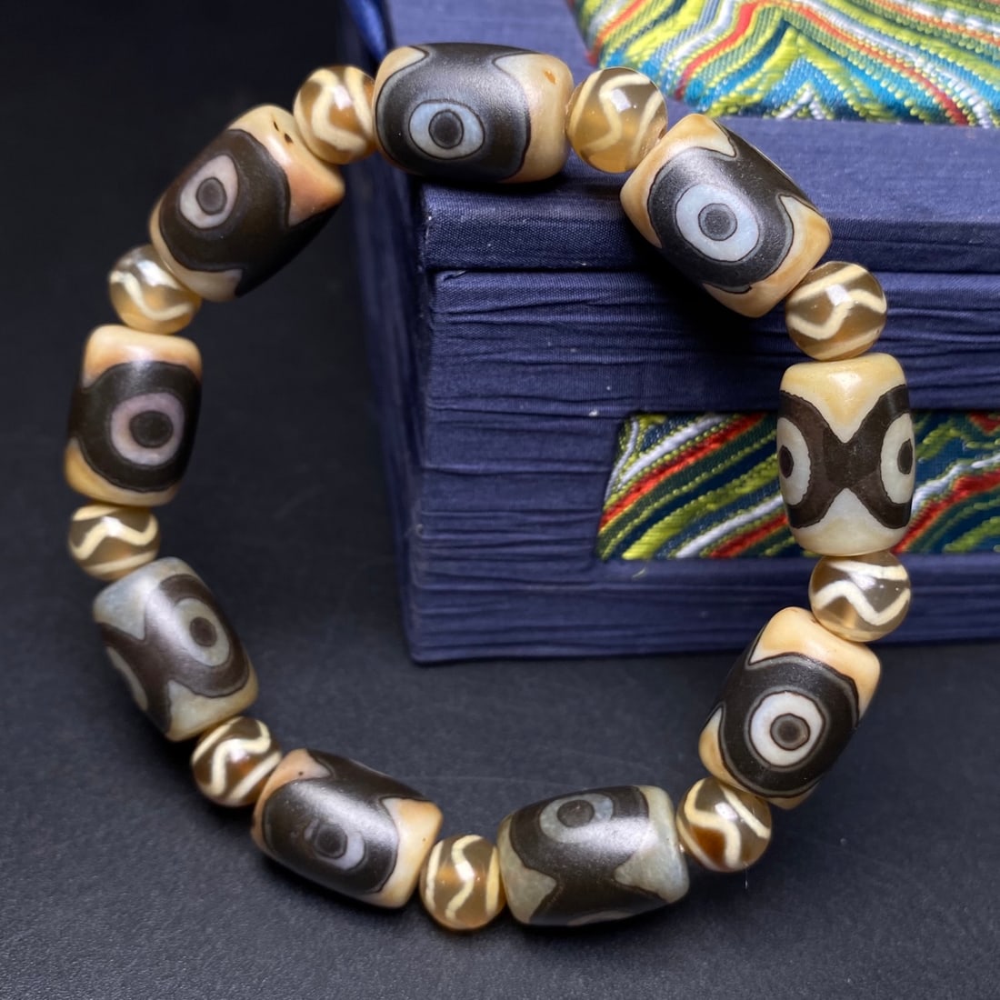 A Precious Dzi Bead Bracelets - 5