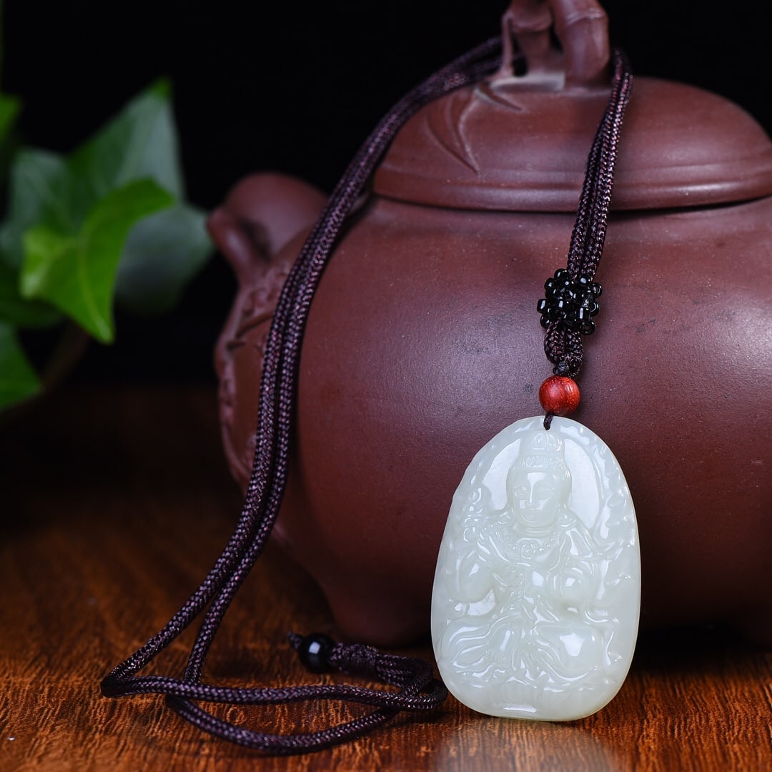 An Exquisite White Jade Bodhisattva Pattern Pendant - 4