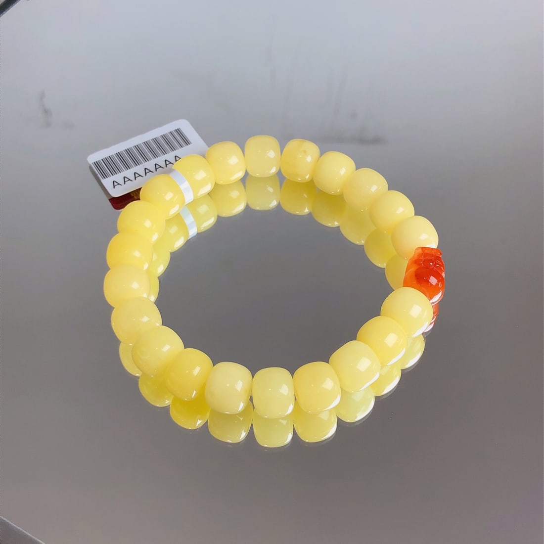 An Exquisite Beeswax Bracelet - 2