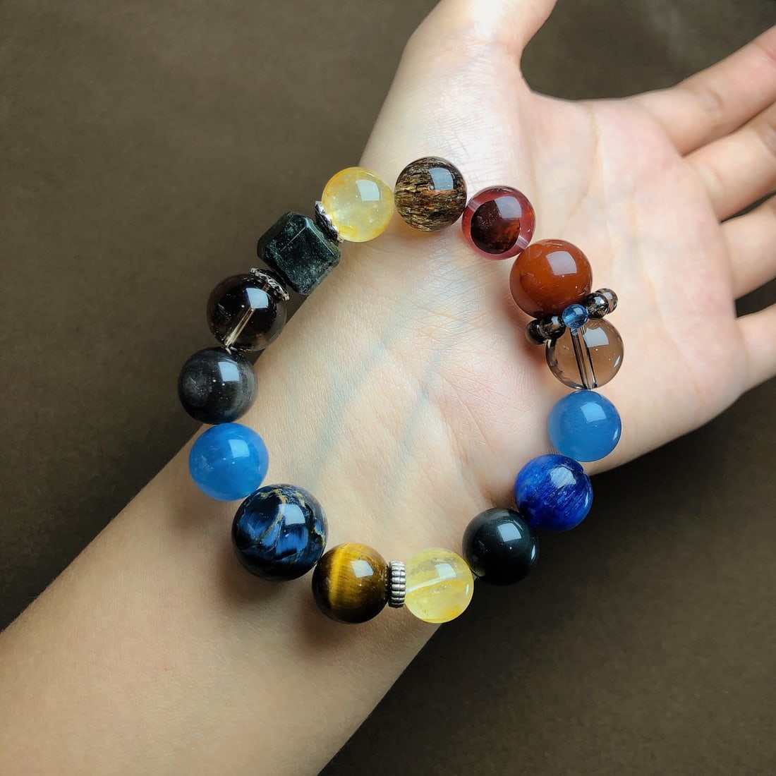 An Exquisite Crystal Bracelets - 2