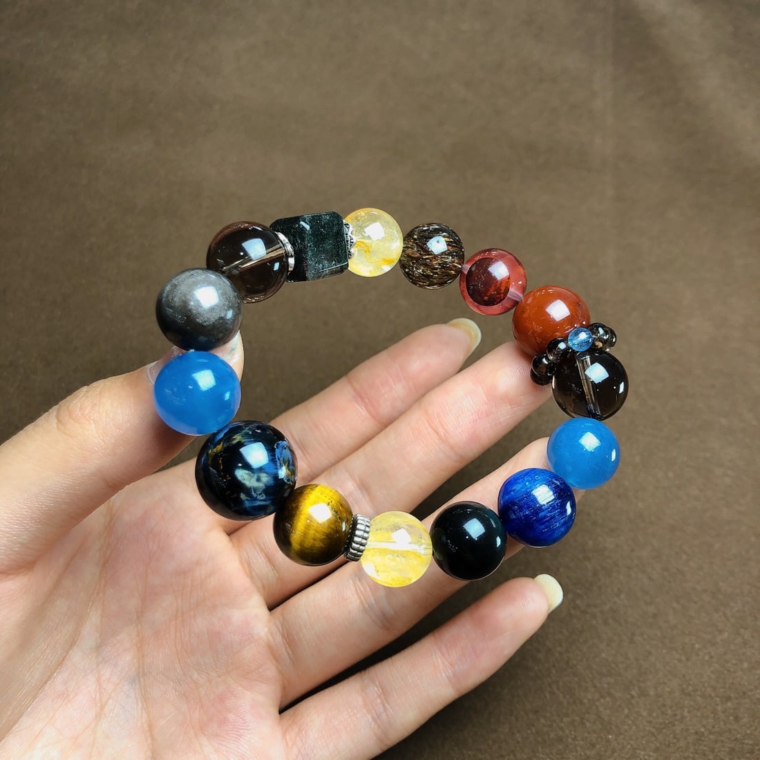 An Exquisite Crystal Bracelets - 4