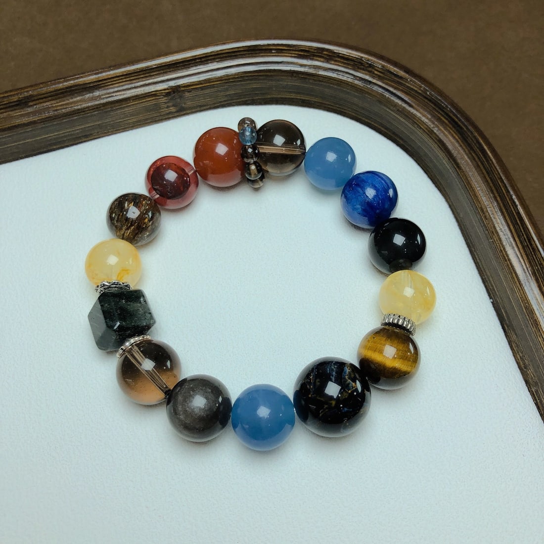 An Exquisite Crystal Bracelets - 8