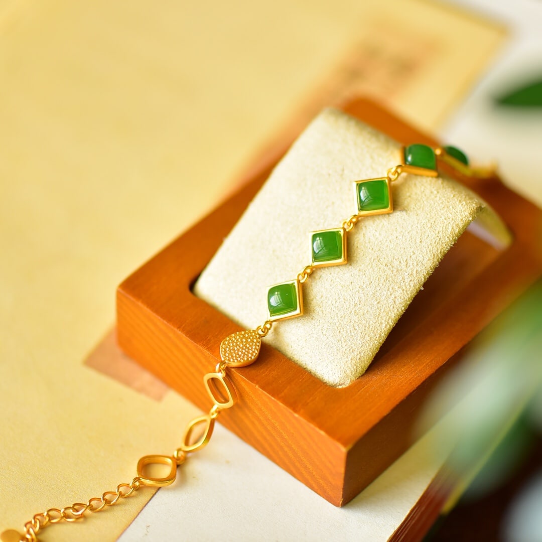 An Exquisite Sterling Silver-Gold Plated Inlaid Jasper Bracelet (1 of 5)
