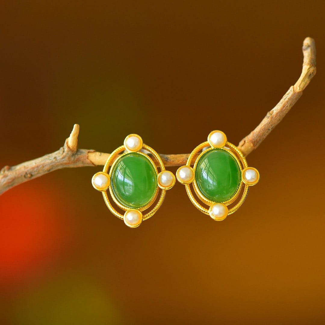 A Pair of Exquisite Sterling Silver-Gold Plated Inlaid Jasper Earrings,Inlaid Pearl: A Pair of Exquisite Sterling Silver-Gold Plated Inlaid Jasper Earrings,Inlaid Pearl,Size:0.3inx0.4in 一对纯银镀金镶碧玉耳环,嵌&#
