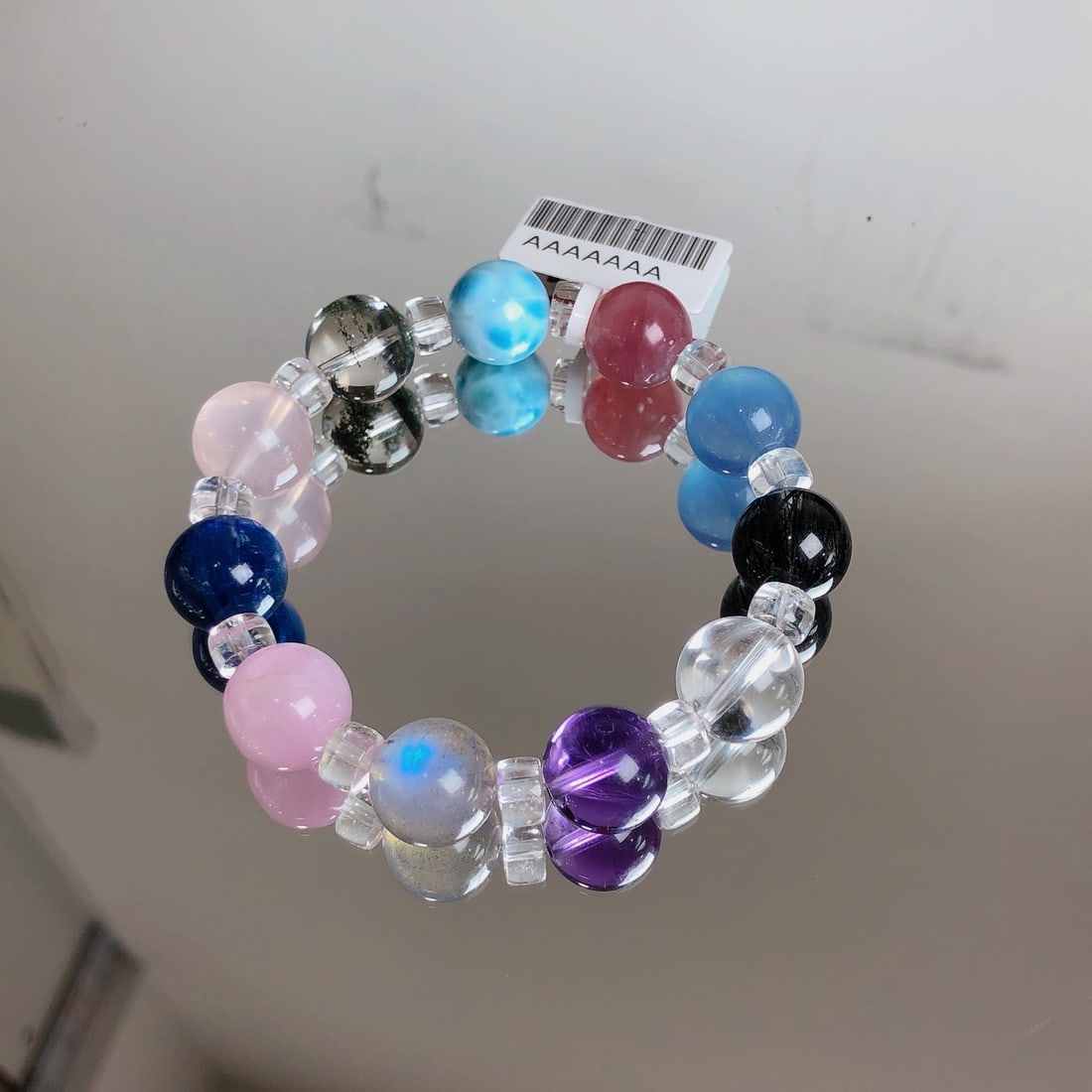An Exquisite Crystal Bracelet - 2