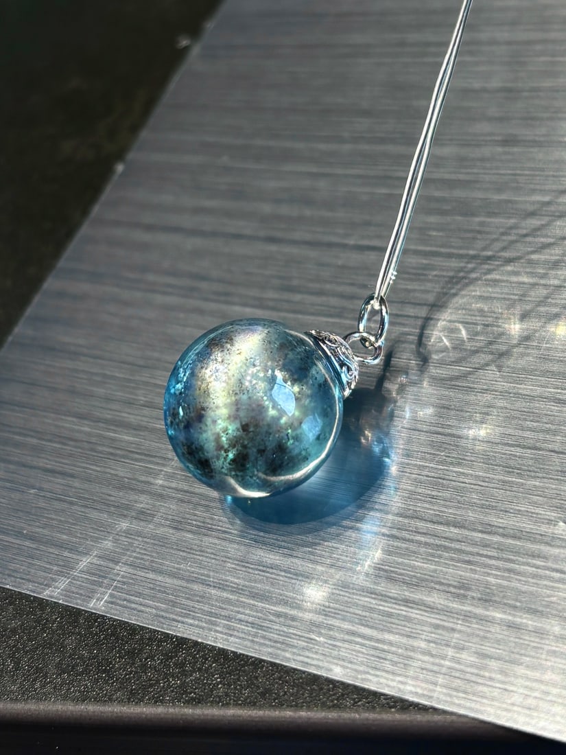 An Exquisite Aquamarine Necklace: An Exquisite Aquamarine Necklace,Size:0.6in,Weight:5.5g 海蓝宝项链