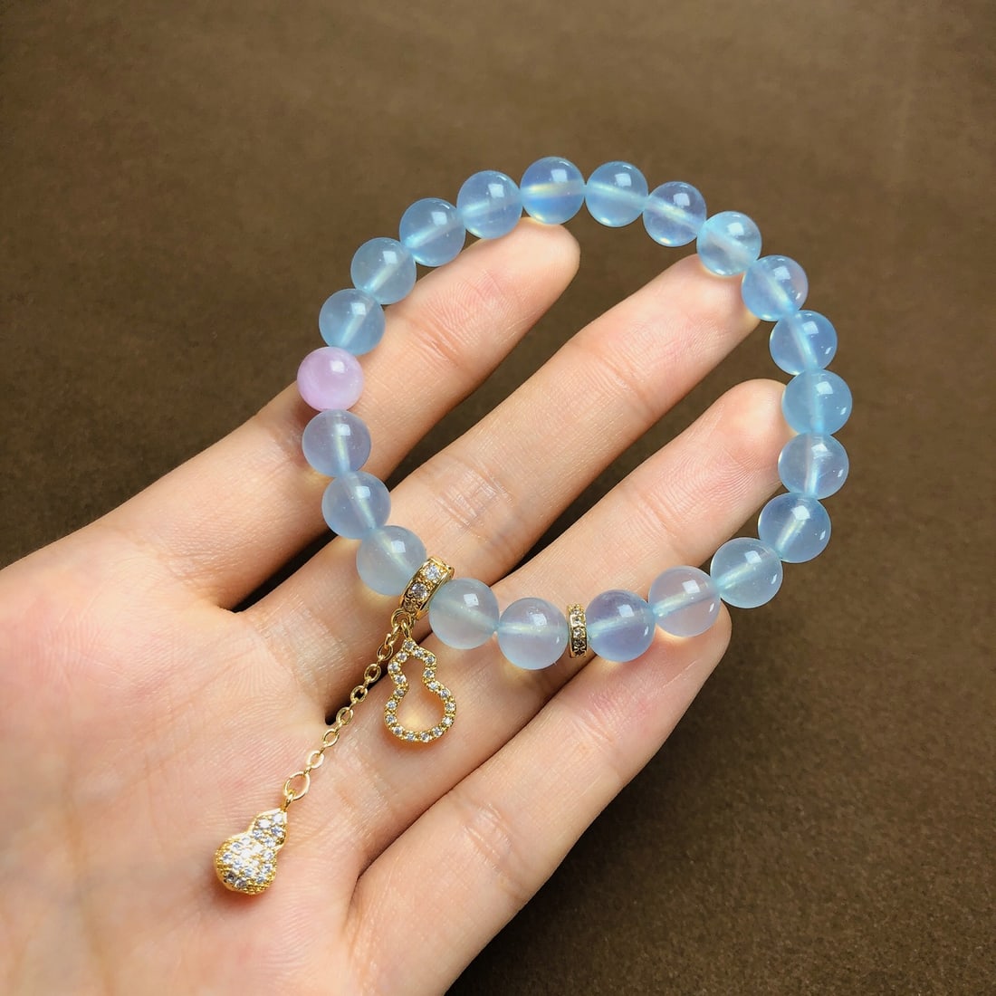 An Exquisite Crystal Aquamarine Bracelets: An Exquisite Crystal Aquamarine Bracelets,Size:0.3in,Weight:18.4 水晶海蓝宝手串